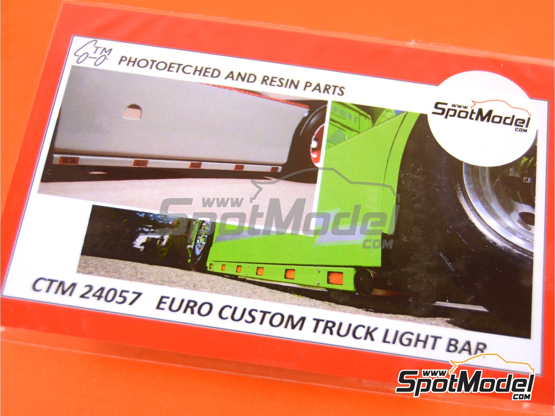 Image 4: Euro custom truck light bar | Lights in 1/24 scale manufactured by Czech Truck Model (ref.&nbsp;CTM24057)