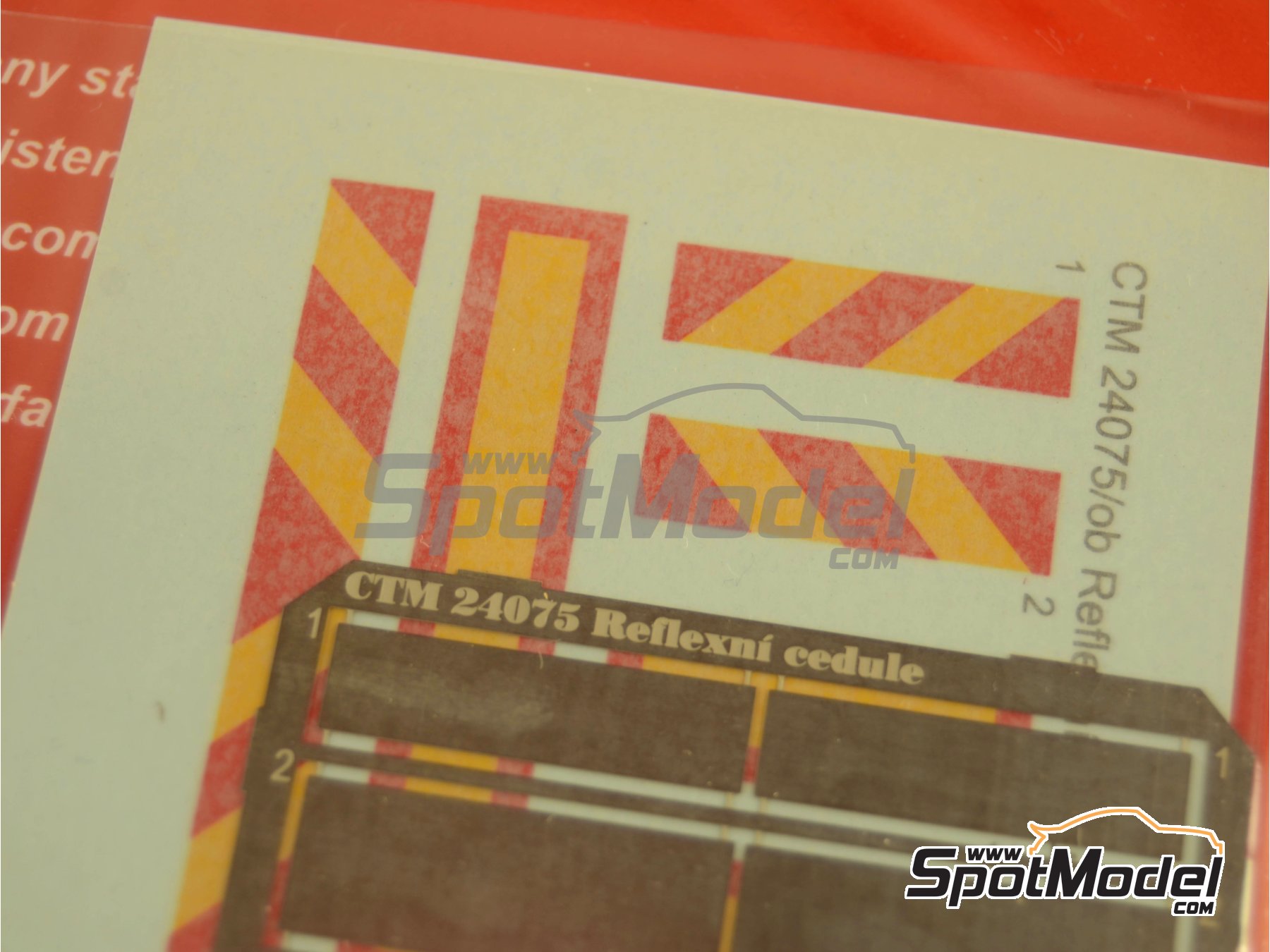 Image 1: ECE R 70 Reflective boards | Upgrade in 1/24 scale manufactured by Czech Truck Model (ref.&nbsp;CTM24075)