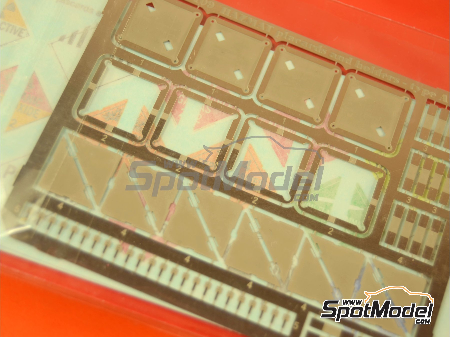 Image 3: HAZMAT - Hazardous materials and items: holders and placards | Detail up set in 1/24 scale manufactured by Czech Truck Model (ref.&nbsp;CTM24109)