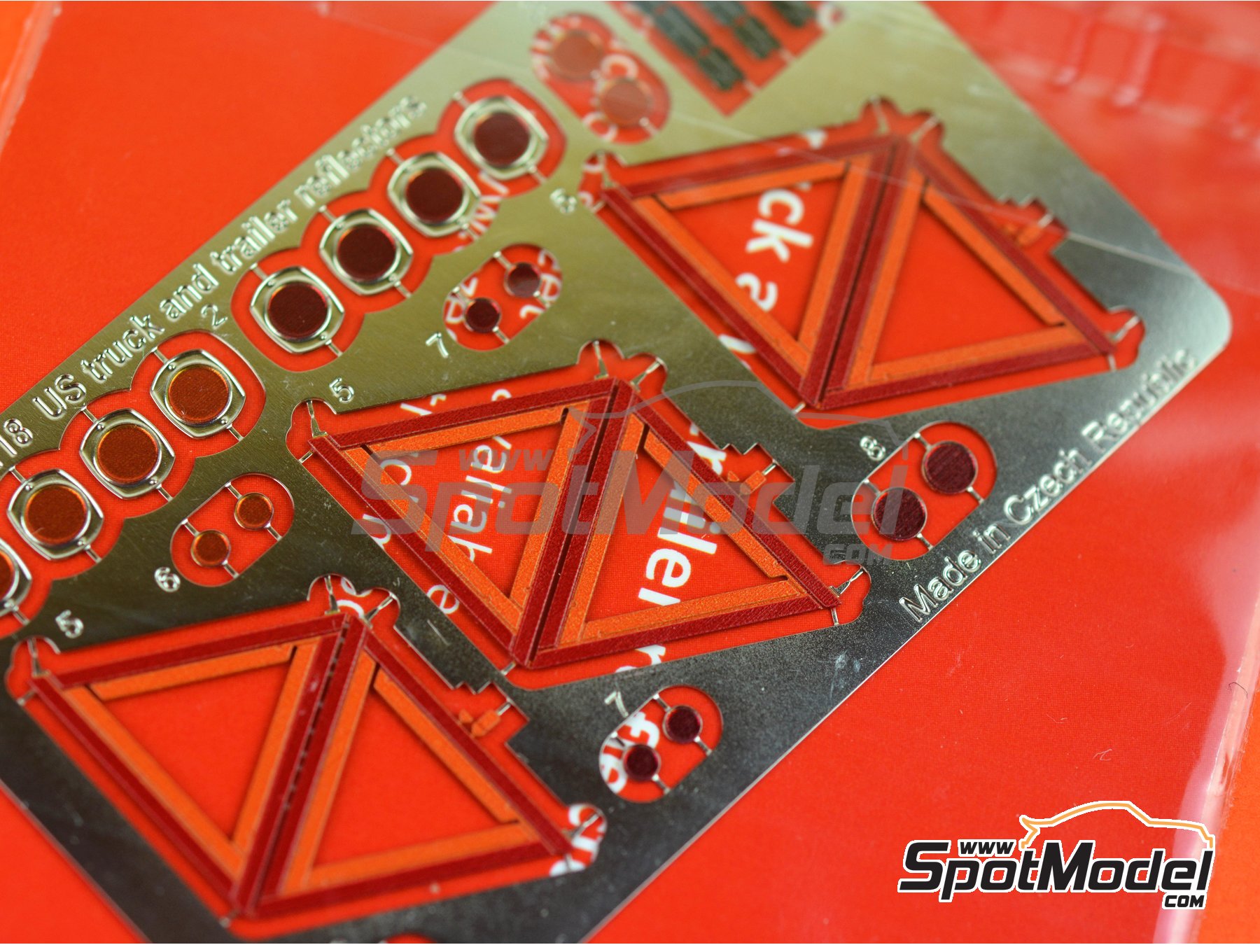 Image 1: US truck and trailer reflectors | Lights in 1/24 scale manufactured by Czech Truck Model (ref.&nbsp;CTM24118)