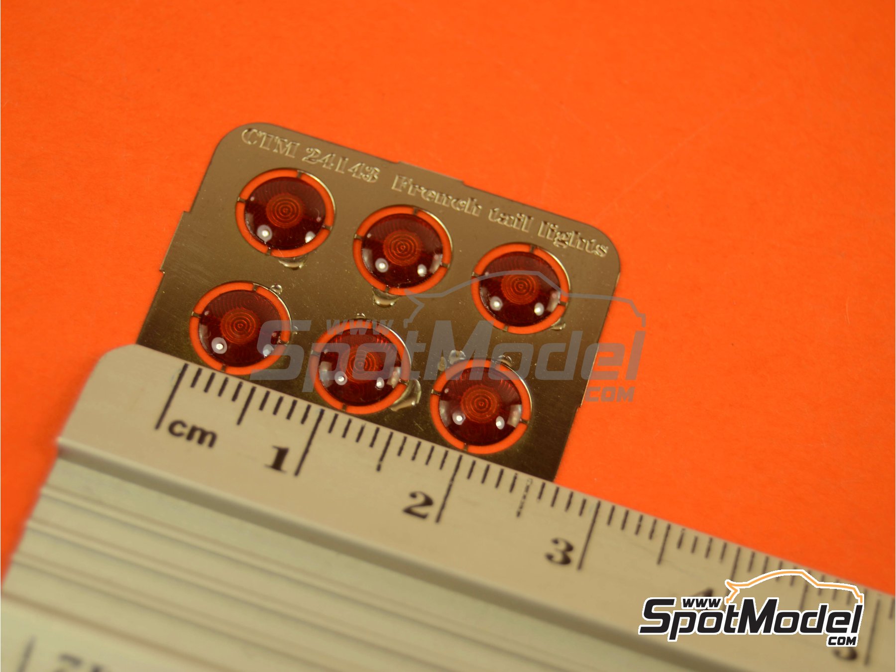 Image 5: French tail lights | Lights in 1/24 scale manufactured by Czech Truck Model (ref.&nbsp;CTM24143)