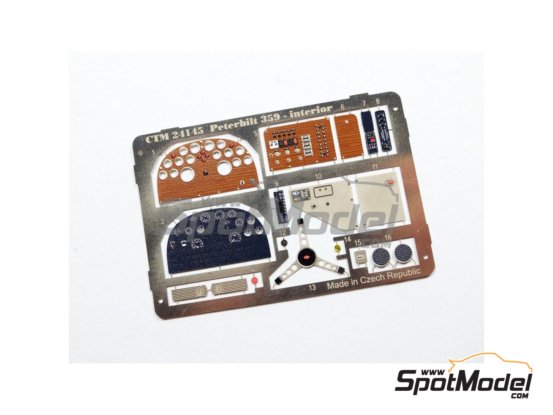 Image 4: Peterbilt 359 | Salpicadero en escala 1/24 fabricado por Czech Truck Model (ref. CTM24145)