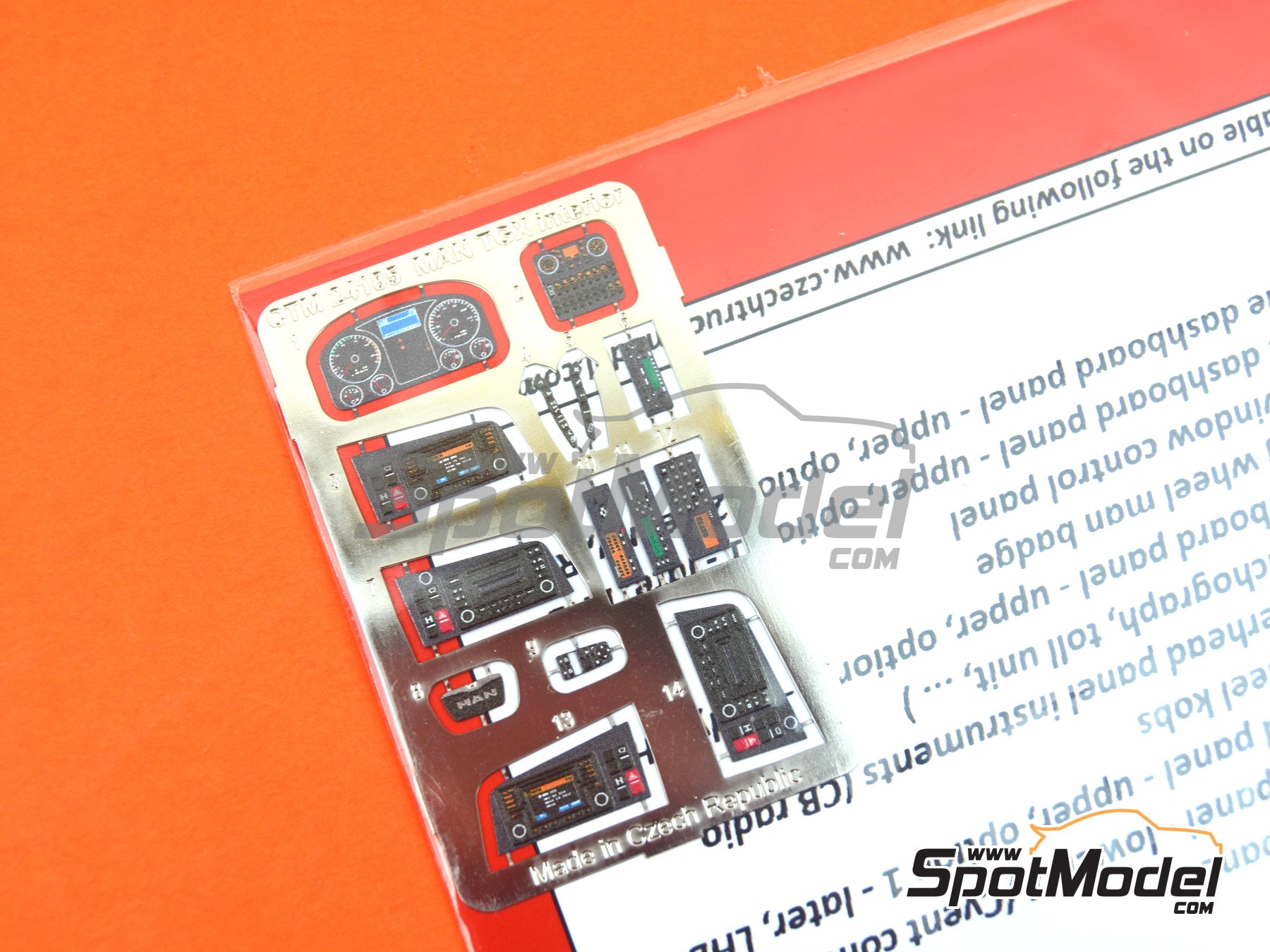 Image 7: Man TGX | Salpicadero en escala&nbsp;1/24 fabricado por Czech Truck Model (ref.&nbsp;CTM24185, tambien CTM 24185)