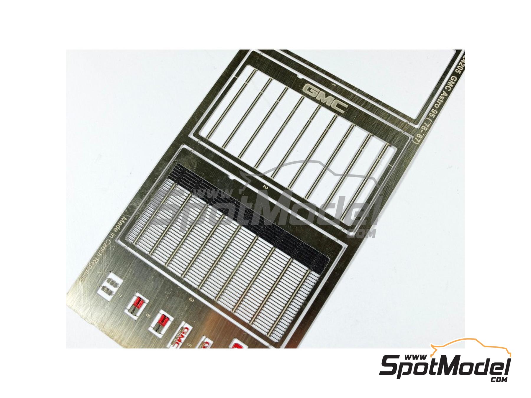 Image 3: GMC Astro 95 -  1978-1987 | Detail up set in 1/25 scale manufactured by Czech Truck Model (ref.&nbsp;CTM24205)