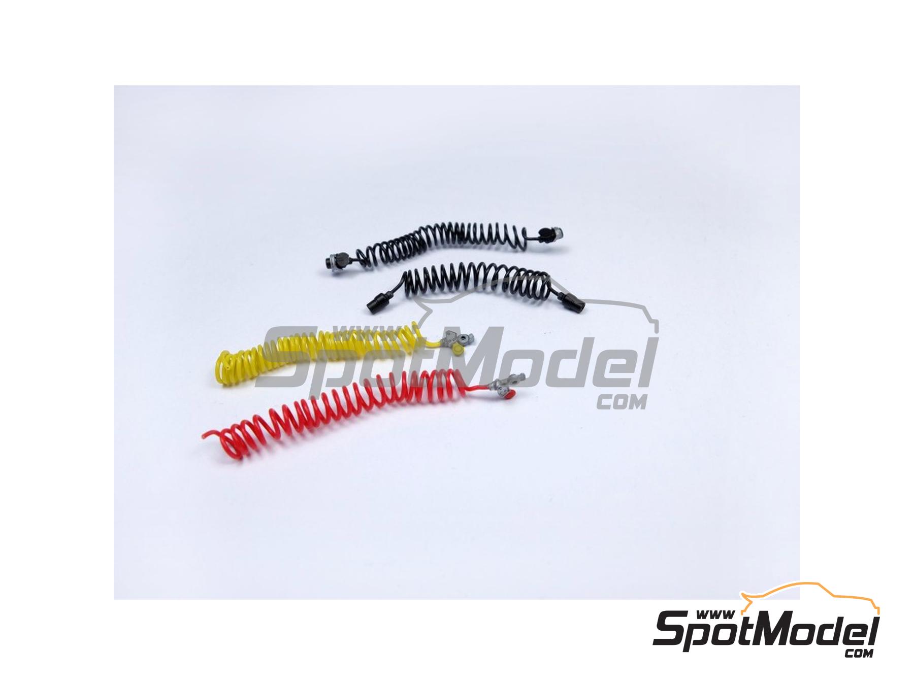 Image 6: Trailer air couplings, electric plugs and sockets | Detail in 1/24 scale manufactured by Czech Truck Model (ref.&nbsp;CTM24270)