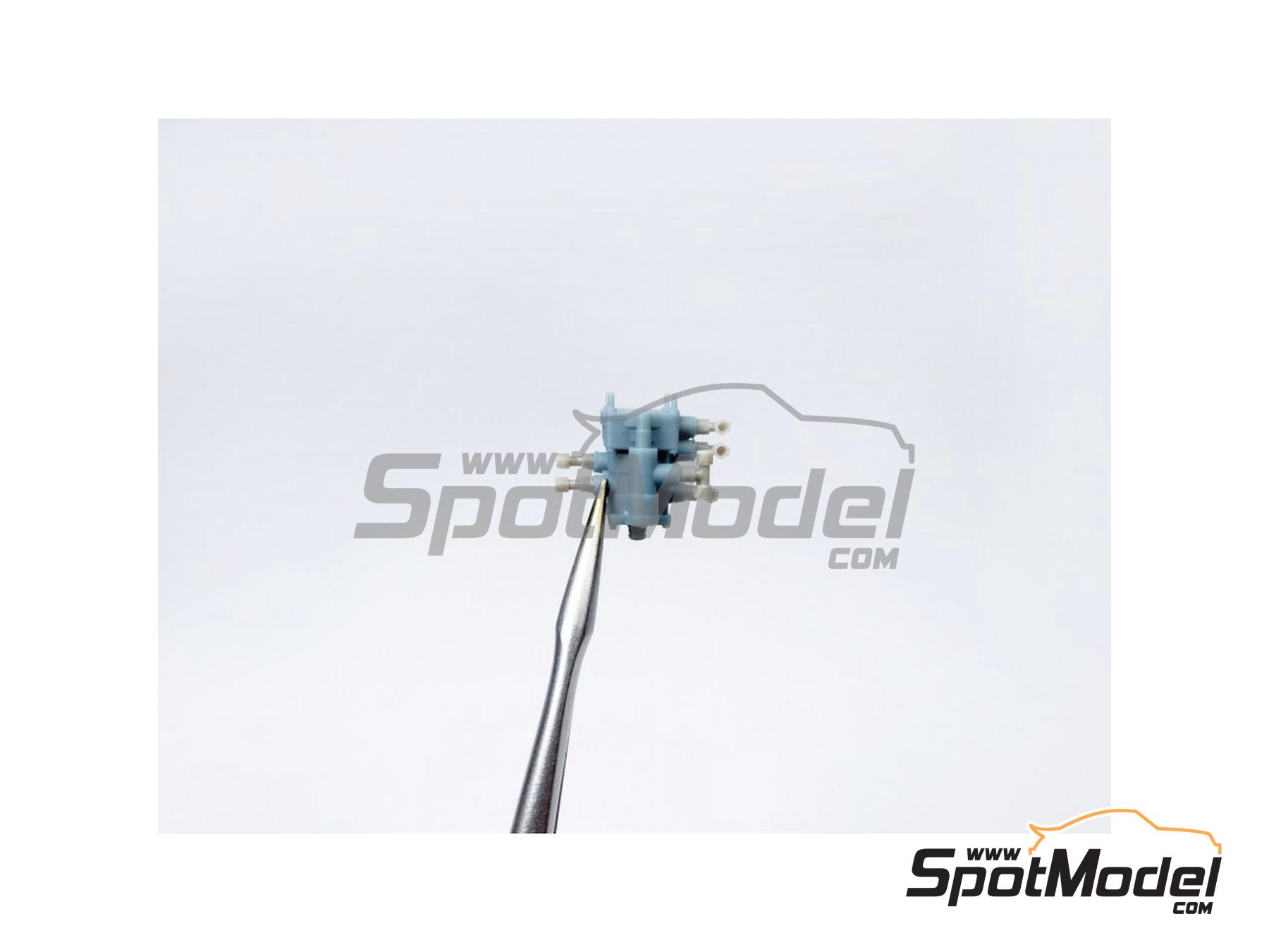 Image 10: Juego de v&aacute;lvulas de aire universales | Detalle en escala&nbsp;1/24 fabricado por Czech Truck Model (ref.&nbsp;CTM24271)