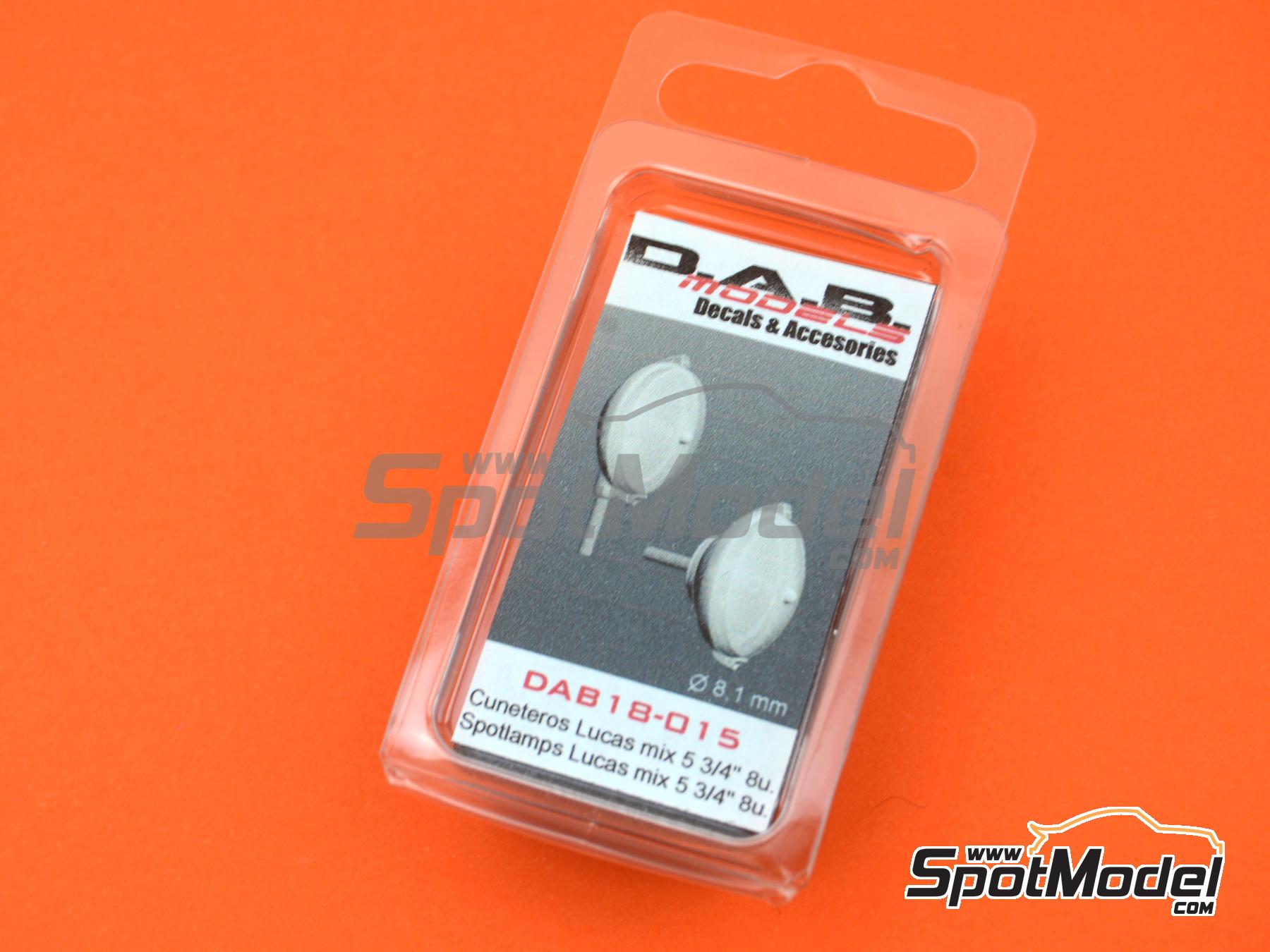 Image 4: Set de Faros cuneteros Lucas de 5 3/4 pulgadas | Luces en escala 1/18 fabricado por D.A.B. Models (ref. DAB18-015)