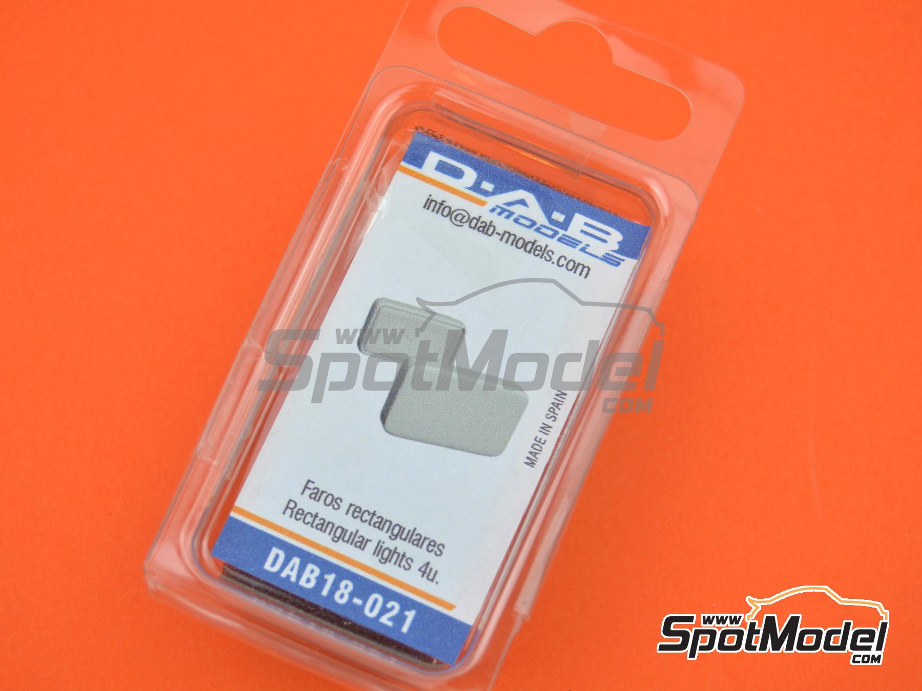 Image 5: Faros cuneteros rectangulares patrocinado por Cibie, Hella, Sev Marchal | Luces en escala&nbsp;1/18 fabricado por D.A.B. Models (ref.&nbsp;DAB18-021)