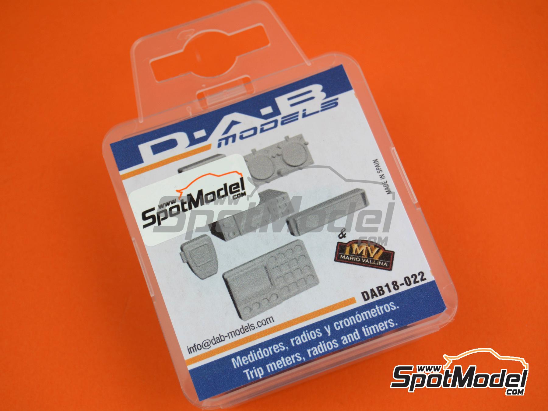 Image 6: Trip meters, radios and timers | Detail in 1/18 scale manufactured by D.A.B. Models (ref.&nbsp;DAB18-022)