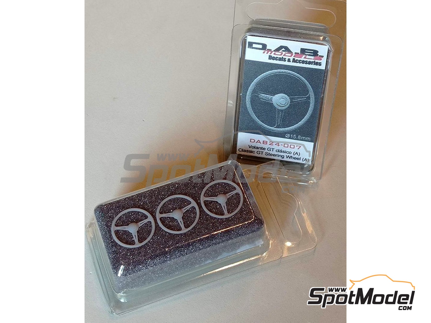 Image 1: Volante clásico de GT - Tipo A | Volante en escala 1/24 fabricado por D.A.B. Models (ref. DAB24-007)