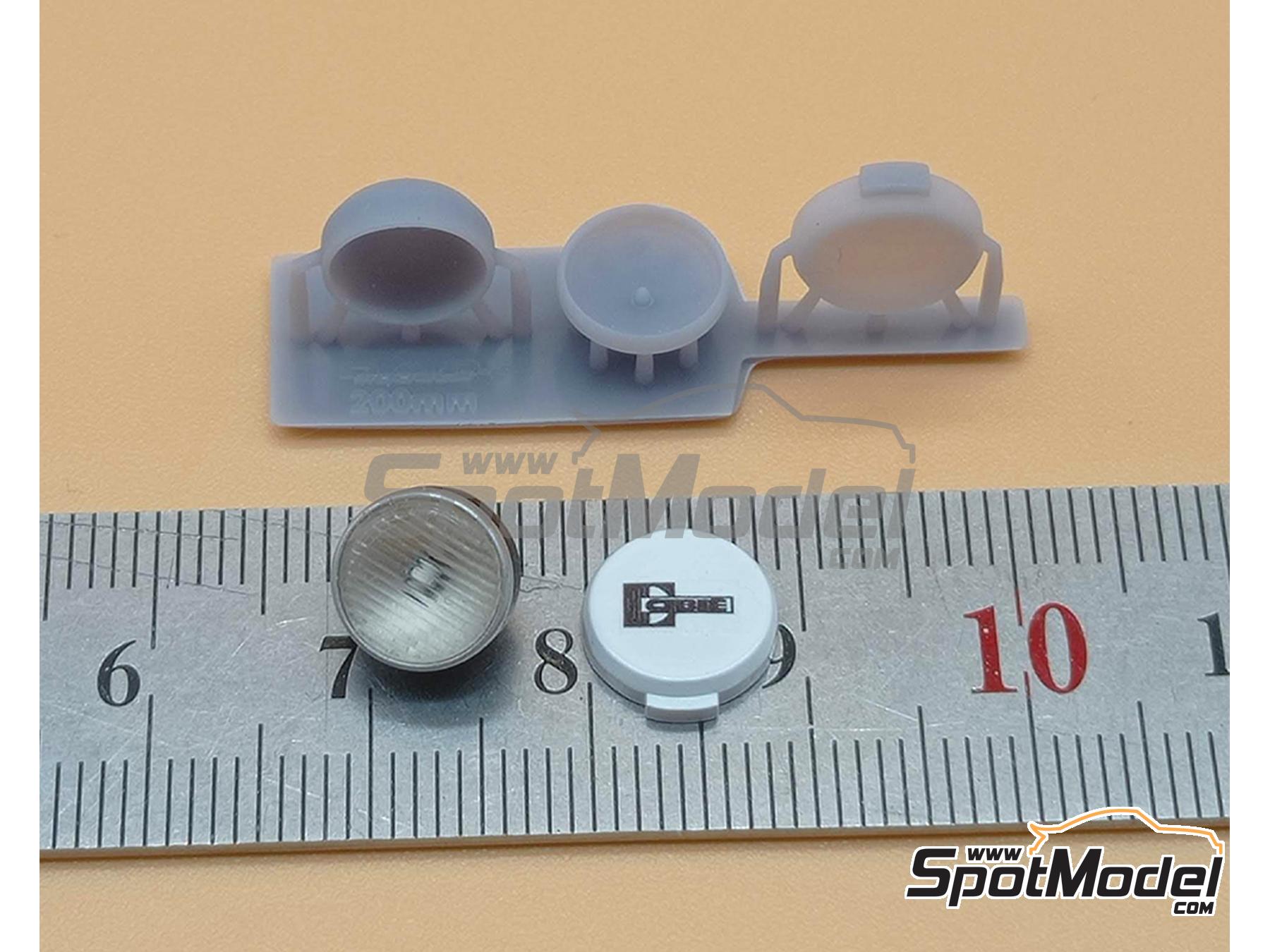 Image 2: Spotlamps with flat back 200mm | Lights in 1/24 scale manufactured by D.A.B. Models (ref.&nbsp;DAB24-021)