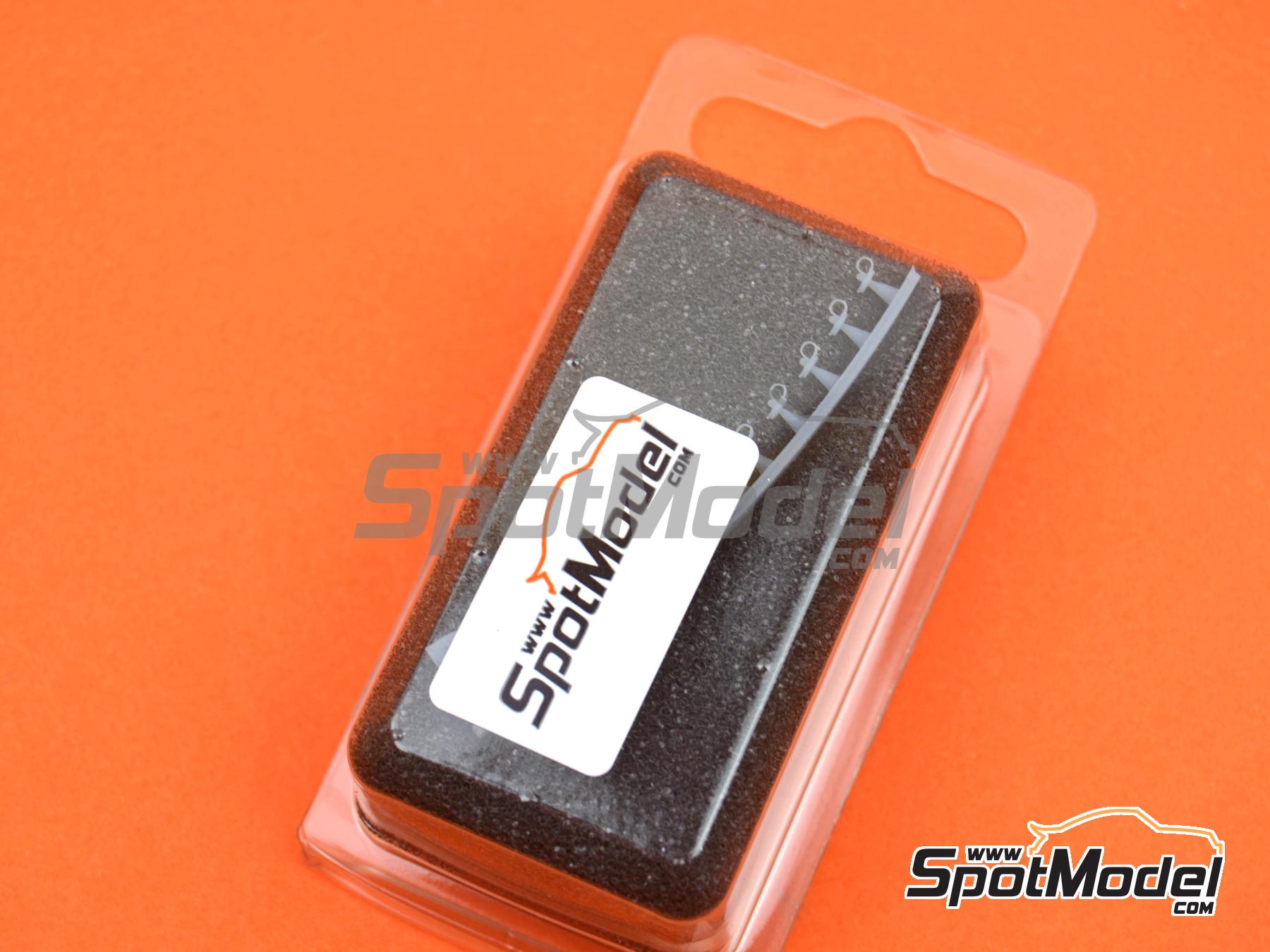 Image 4: Bonnet pins - Type B | Bonnet pins in 1/24 scale manufactured by D.A.B. Models (ref. DAB24-022)