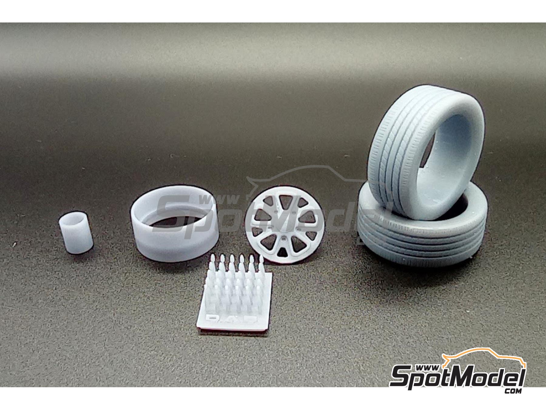 Image 4: Outlaw Magnus Walker Type B - 17" inches | Rims and tyres set in 1/24 scale manufactured by D.A.B. Models (ref.&nbsp;DAB24-024)