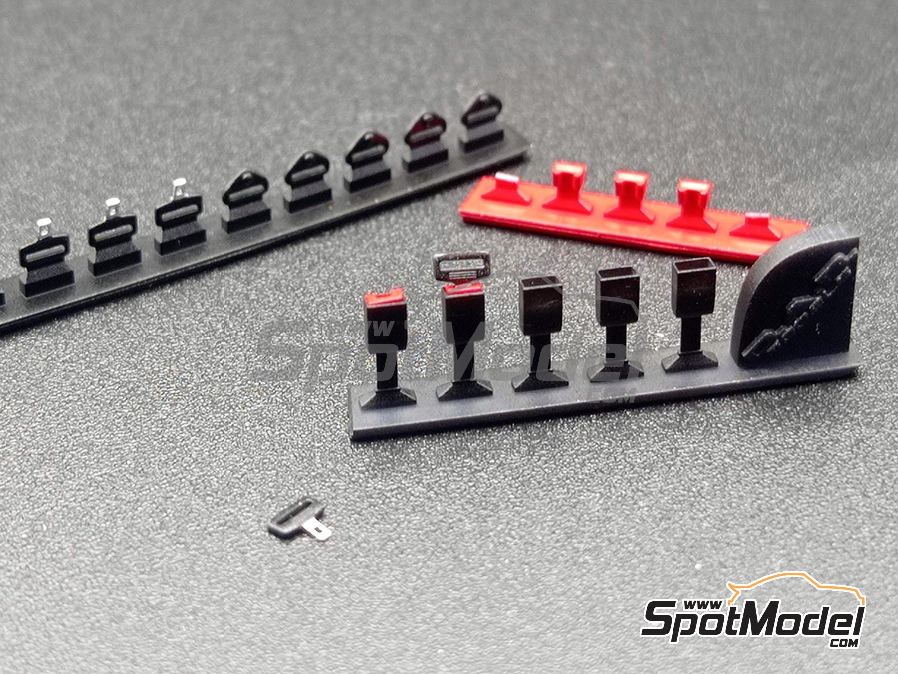 Image 3: Road cars seatbelts | Seatbelts in 1/24 scale manufactured by D.A.B. Models (ref. DAB24-039)