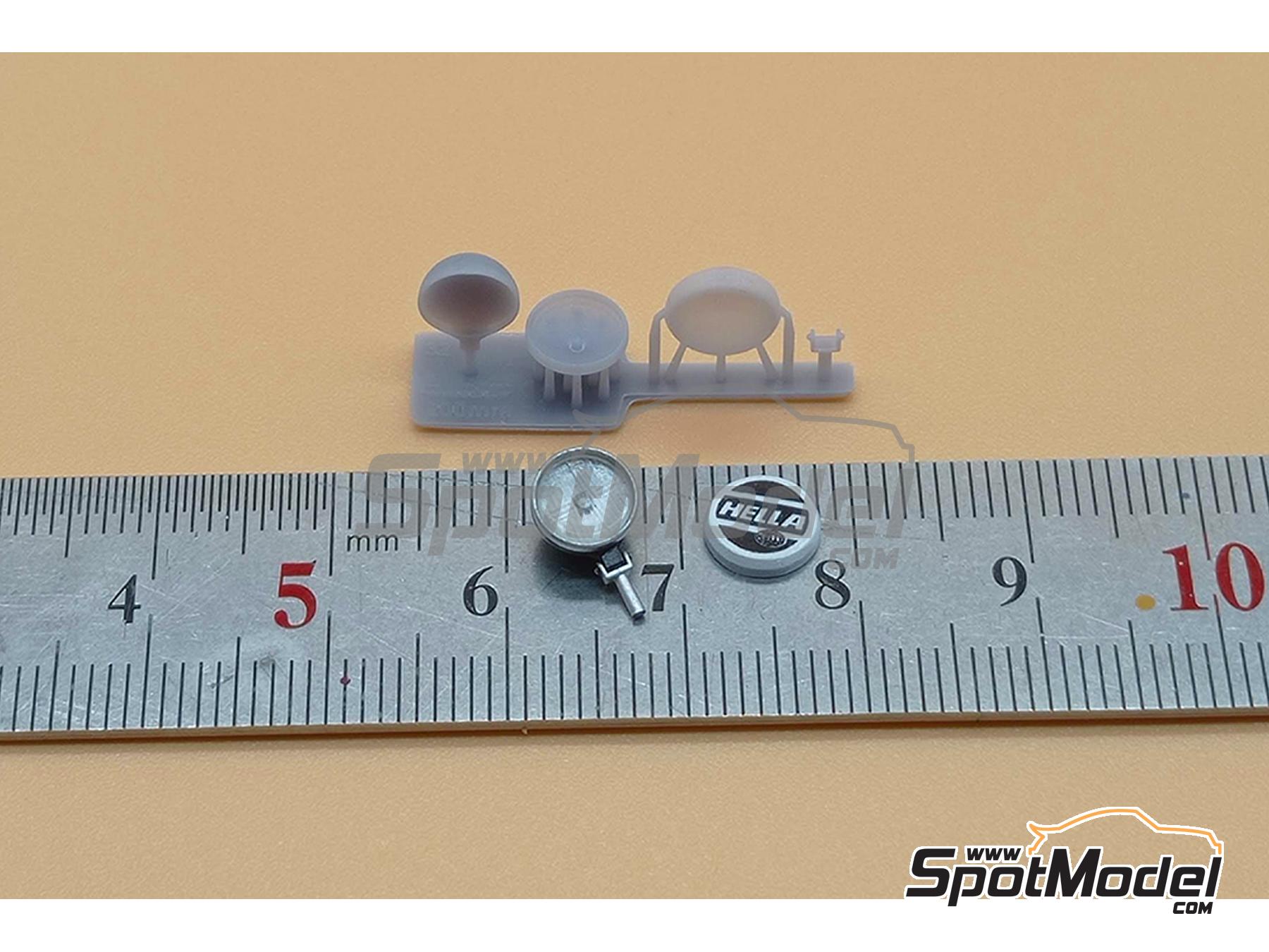 Image 1: Super Oscar Spot Lights 200mm | Lights in 1/32 scale manufactured by D.A.B. Models (ref. DAB32-005)