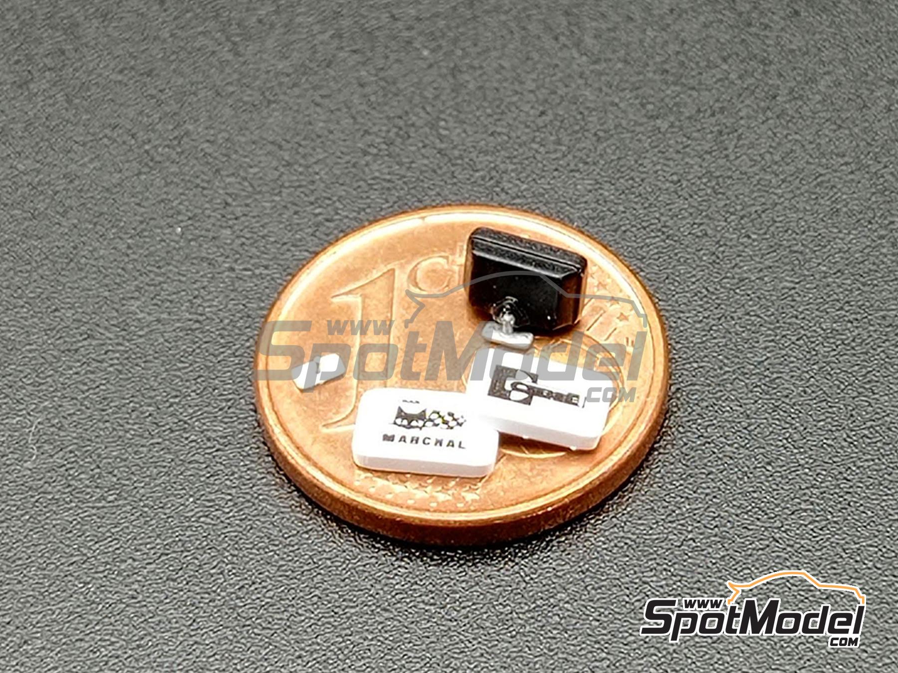 Image 2: Faros cuneteros rectangulares patrocinado por Cibie, Hella, Sev Marchal | Luces en escala&nbsp;1/32 fabricado por D.A.B. Models (ref.&nbsp;DAB32-030)