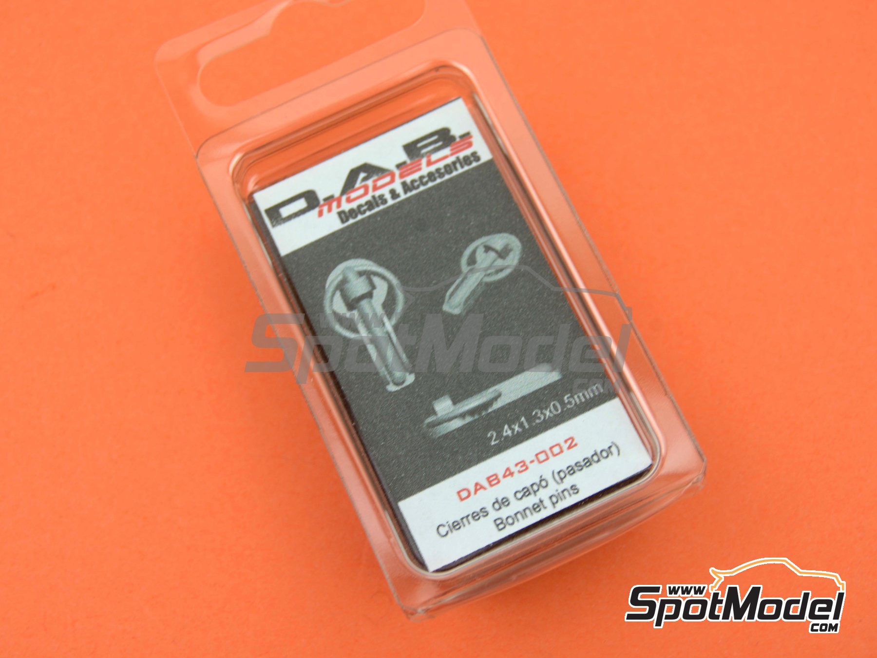 Image 4: Bonnet pins | Bonnet pins in 1/43 scale manufactured by D.A.B. Models (ref.&nbsp;DAB43-002)