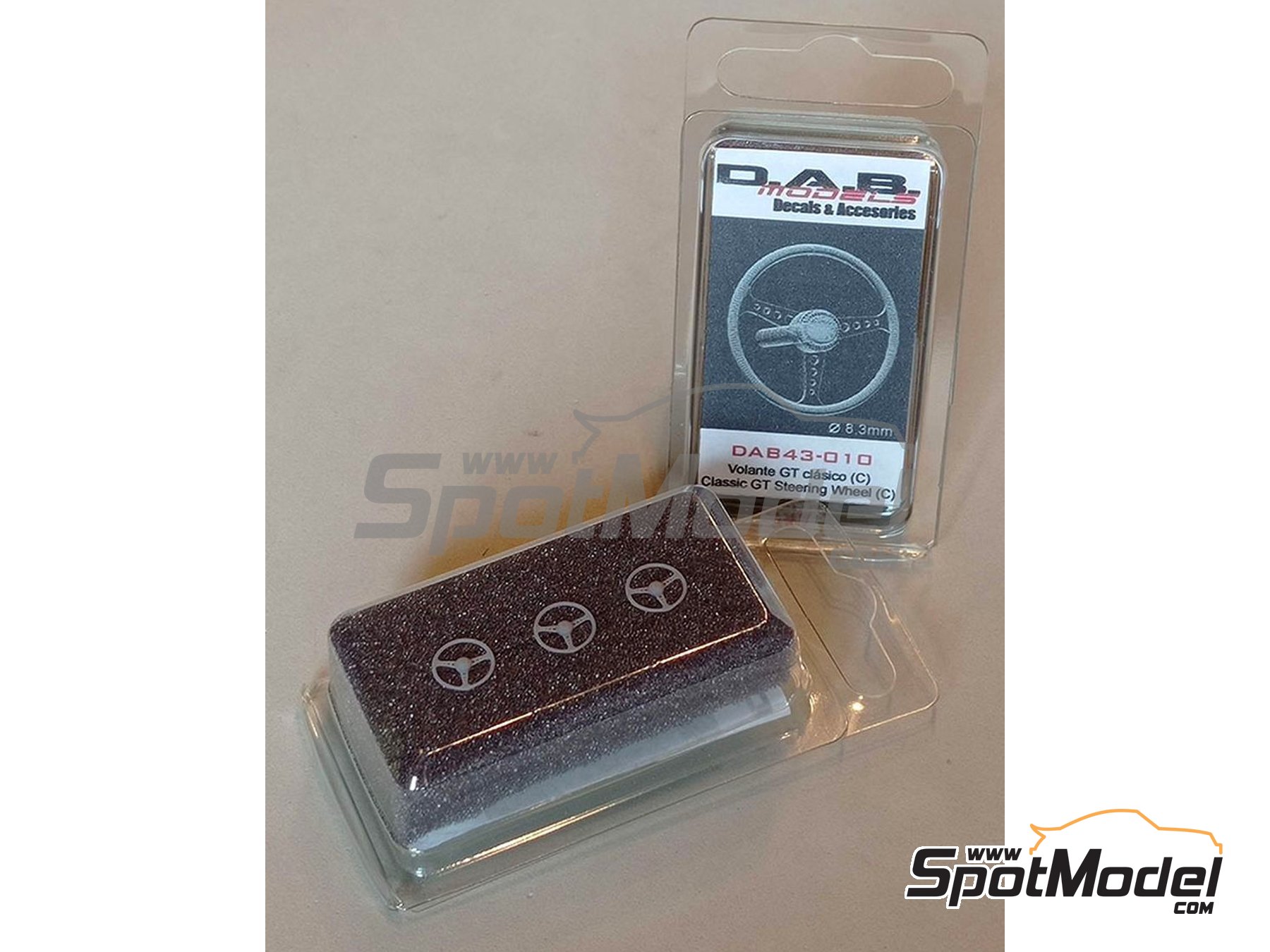 Image 1: Classic GT steering wheel - Type C | Steering wheel in 1/43 scale manufactured by D.A.B. Models (ref.&nbsp;DAB43-010)