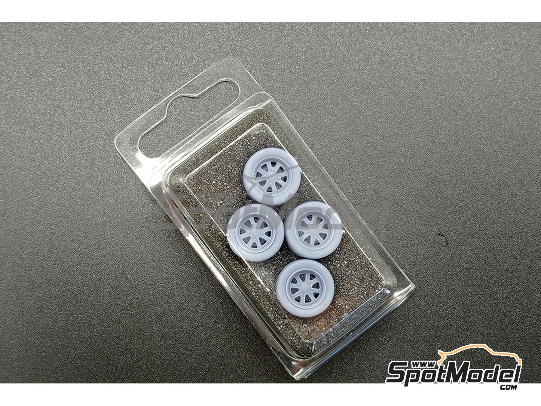 Image 2: Outlaw Magnus Walker Type A - 17" inches | Rims and tyres set in 1/43 scale manufactured by D.A.B. Models (ref.&nbsp;DAB43-024)