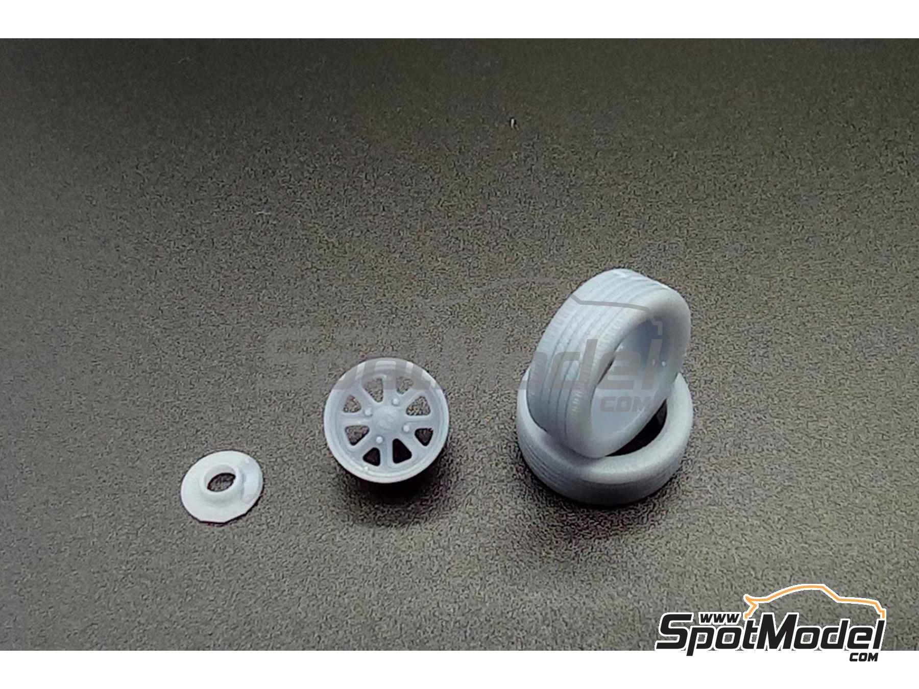 Image 4: Outlaw Magnus Walker Type A - 17" inches | Rims and tyres set in 1/43 scale manufactured by D.A.B. Models (ref.&nbsp;DAB43-024)