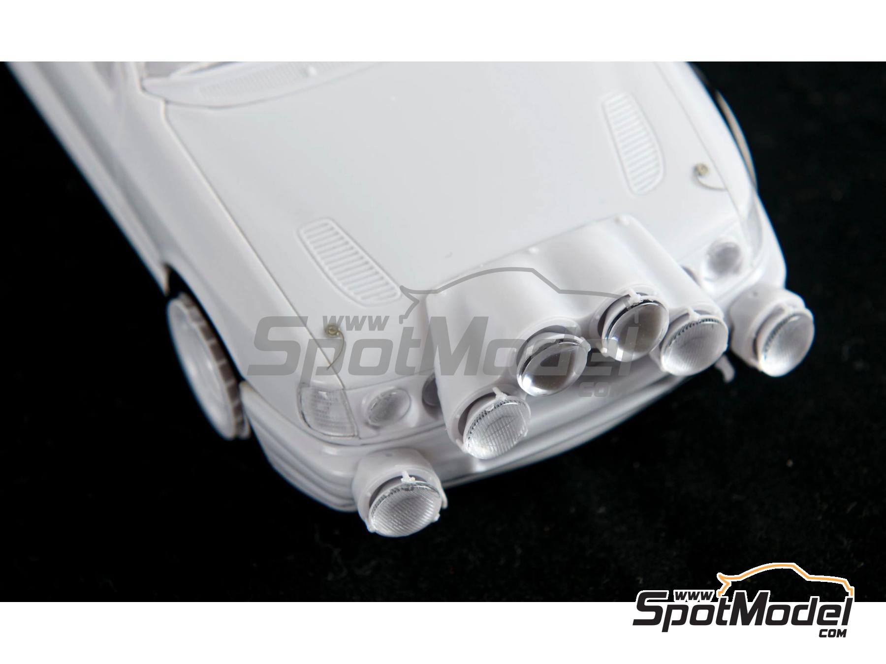 Image 14: Ford Sierra Cosworth 4&times;4 Group A Ford Team sponsored by Q8 Oils - Monte Carlo Rally - Rallye Automobile de Monte-Carlo 1991 | Car scale model kit in 1/24 scale manufactured by D.Modelkits (ref.&nbsp;DM-K001, also 5600627796819 and DMK-001)