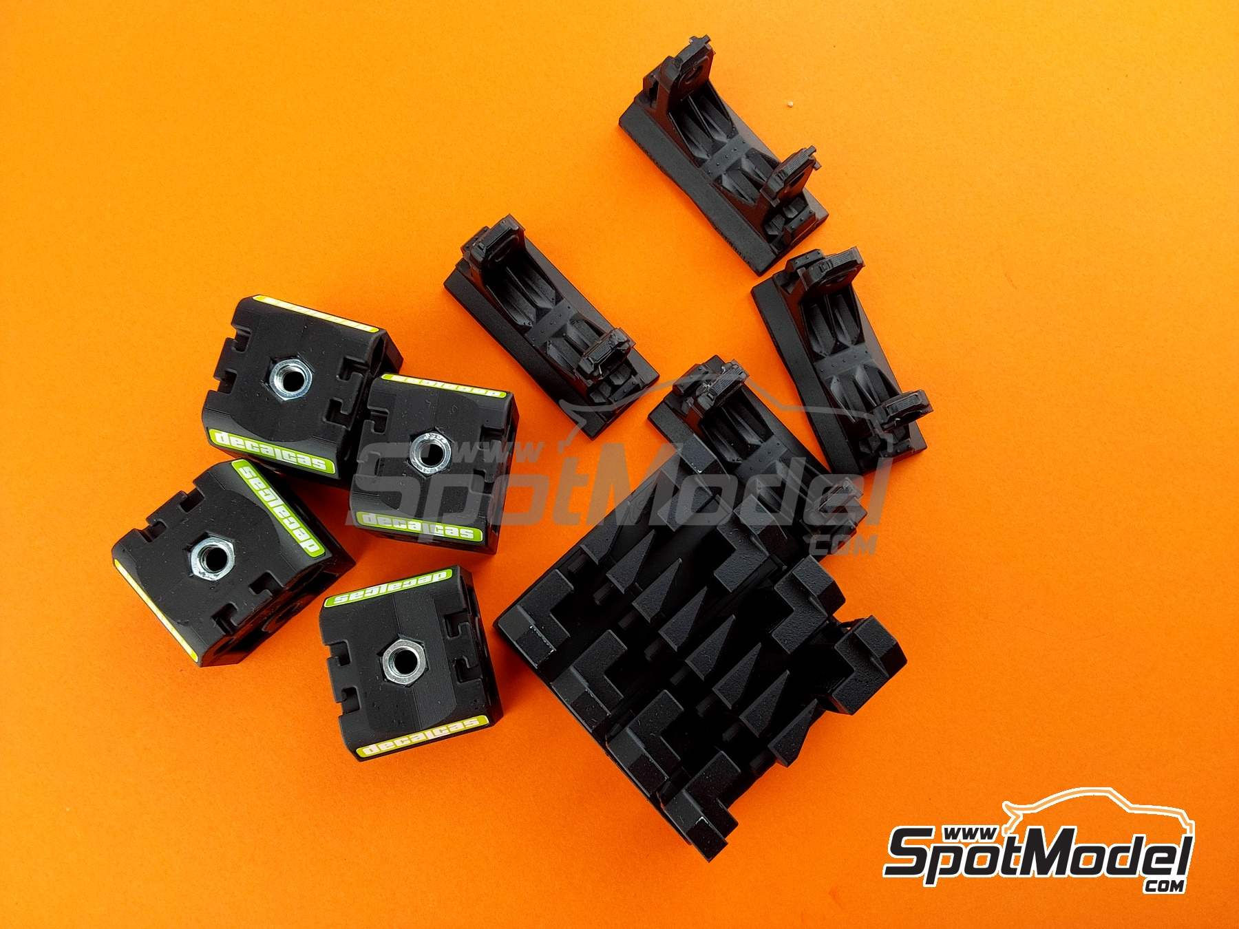 Image 37: Car CubiJig | Hobby tool in 1/24 scale manufactured by Decalcas (ref.&nbsp;DCL-JIG001)