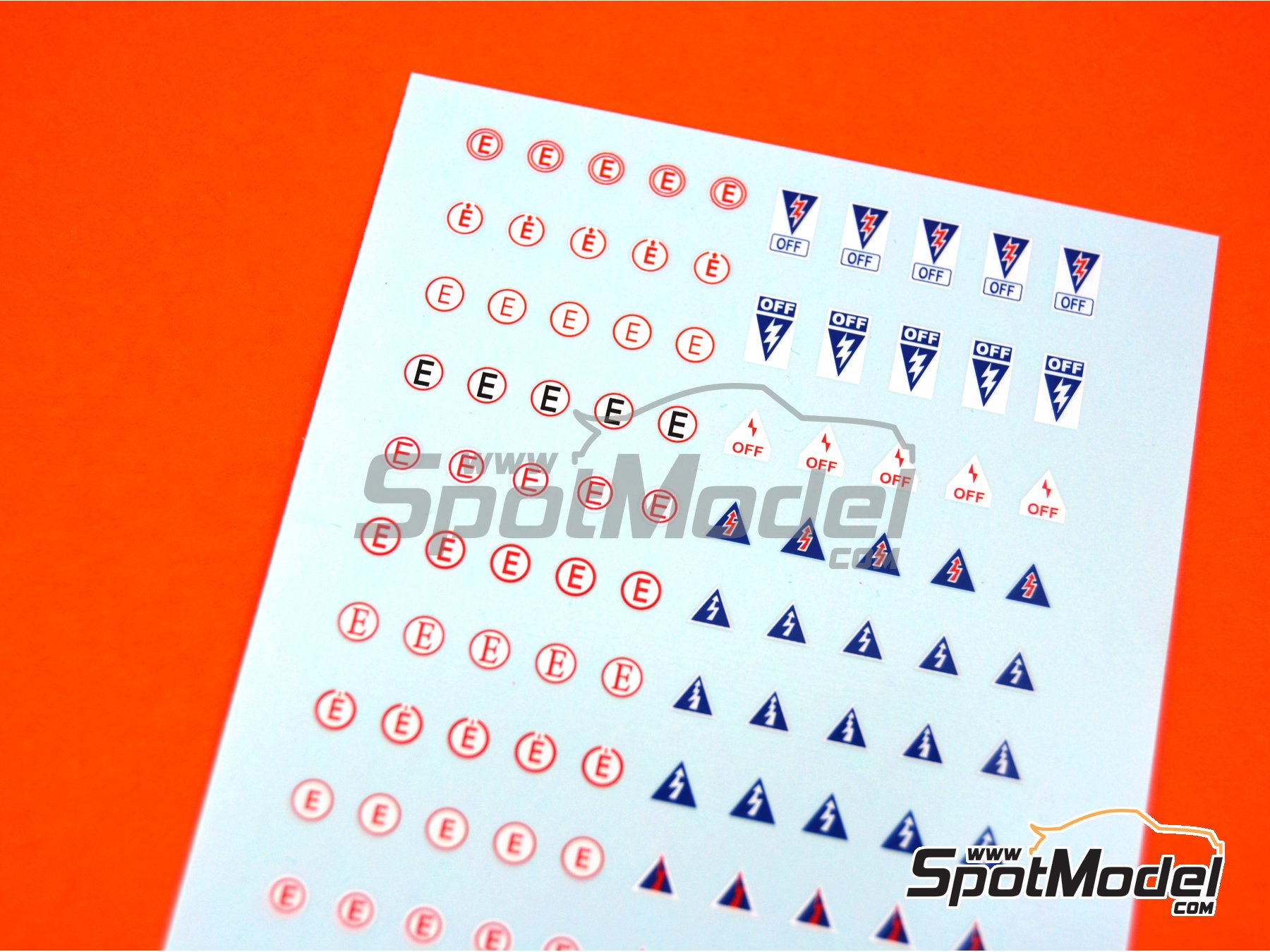 Image 2: Fire extinguisher and battery cut off symbols | Logotypes in 1/24 scale manufactured by Decalcas (ref. DCL-LOG004)