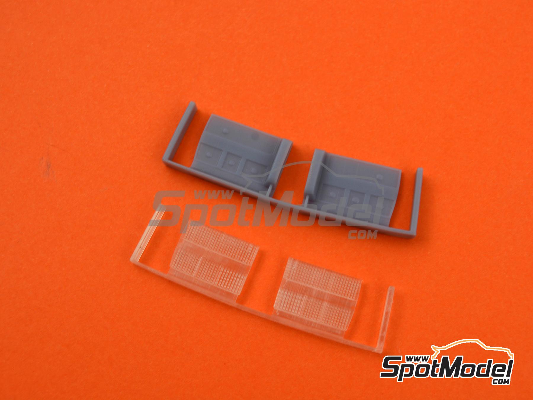 Image 5: Tail lights for Fiat 131 Abarth | Lights in 1/24 scale manufactured by Decalcas (ref.&nbsp;DCL-PAR009)