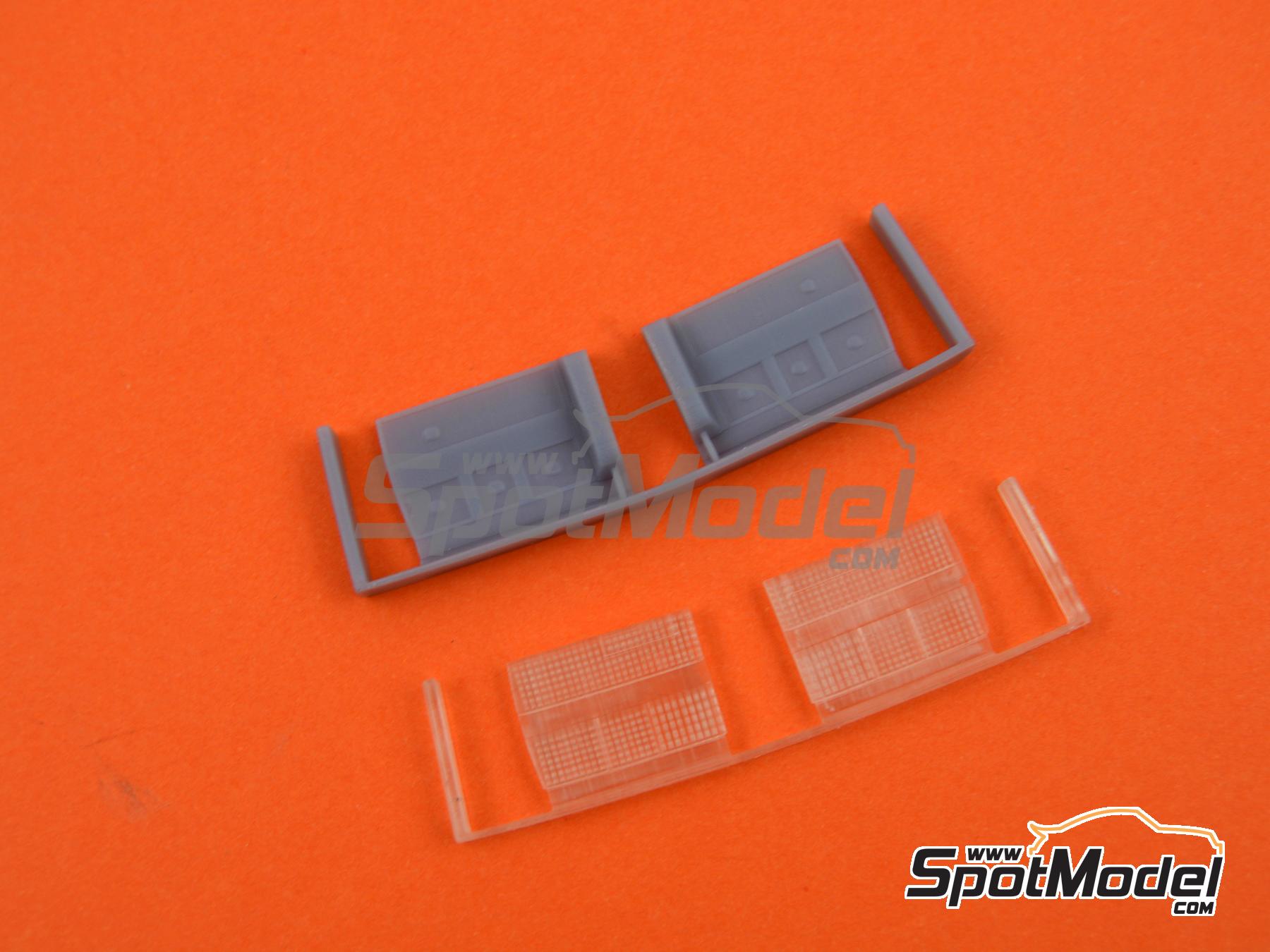 Image 6: Tail lights for Fiat 131 Abarth | Lights in 1/24 scale manufactured by Decalcas (ref.&nbsp;DCL-PAR009)