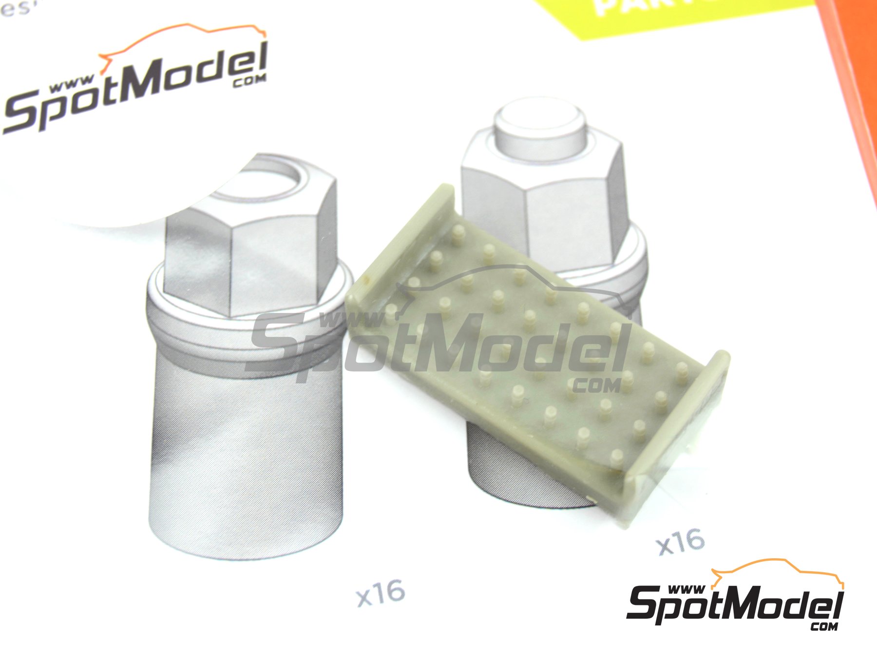 Image 5: Wheel nuts | Nuts in 1/24 scale manufactured by Decalcas (ref.&nbsp;DCL-PAR018)