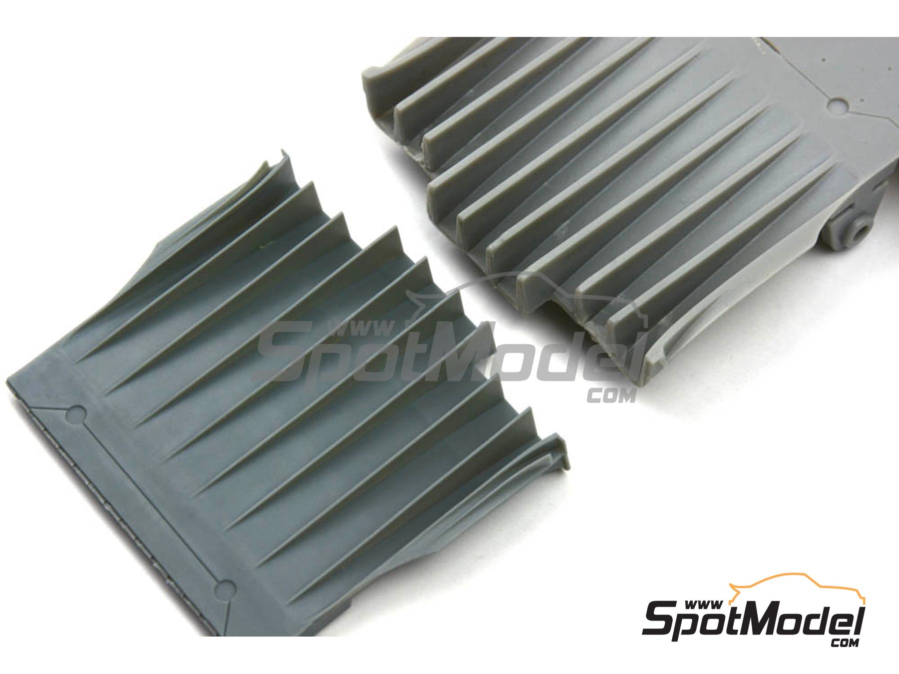 Image 30: Ford GT - 24 Horas de Le Mans 2017 | Set de mejora y detallado en escala&nbsp;1/24 fabricado por Decalcas (ref.&nbsp;DCL-PAR055)