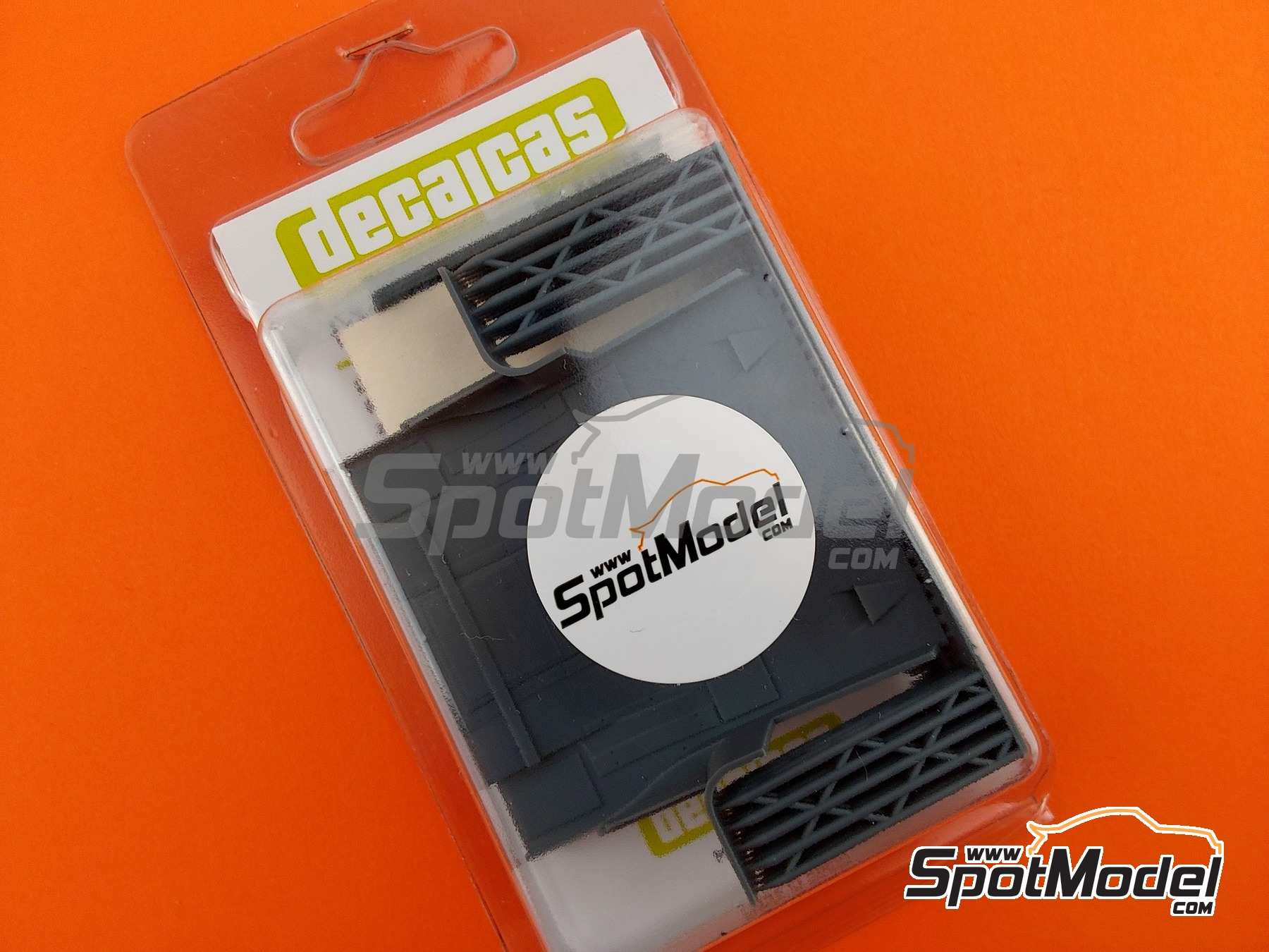 Image 40: Porsche 911 991 GT3 RSR -  2018 | Detail up set in 1/24 scale manufactured by Decalcas (ref.&nbsp;DCL-PAR096)