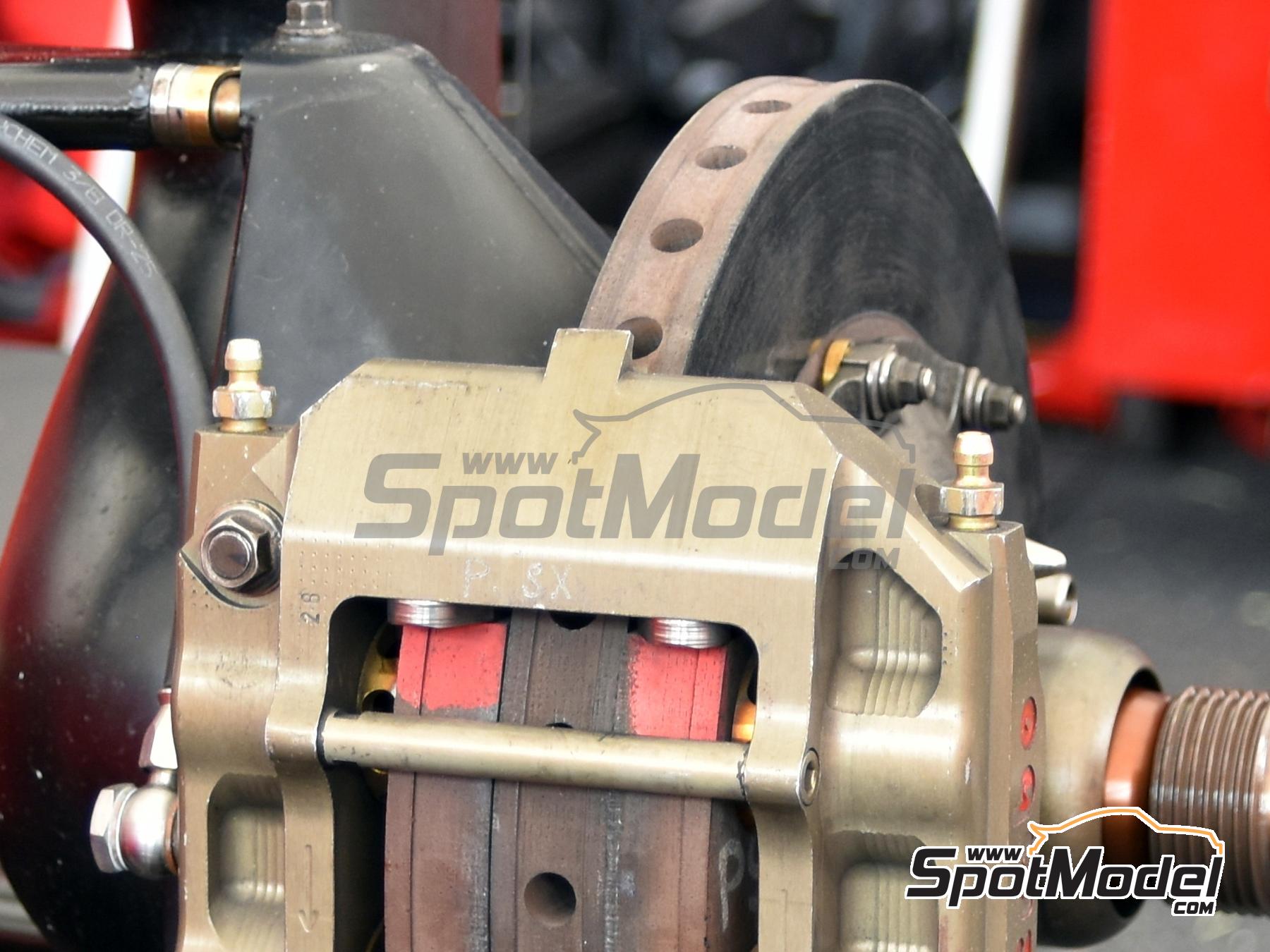 Image 8: Caliper bleed nipples - Type 01 | Detail in 1/24 scale manufactured by Decalcas (ref. DCL-PAR105)