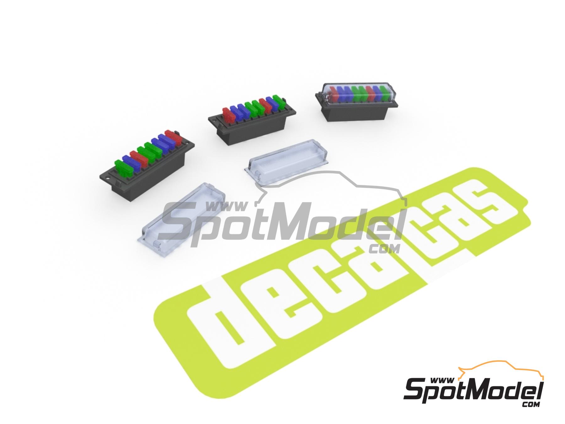 Image 1: Caja porta fusibles de 8 vias con fusibles | Detalle en escala&nbsp;1/24 fabricado por Decalcas (ref.&nbsp;DCL-PAR117)