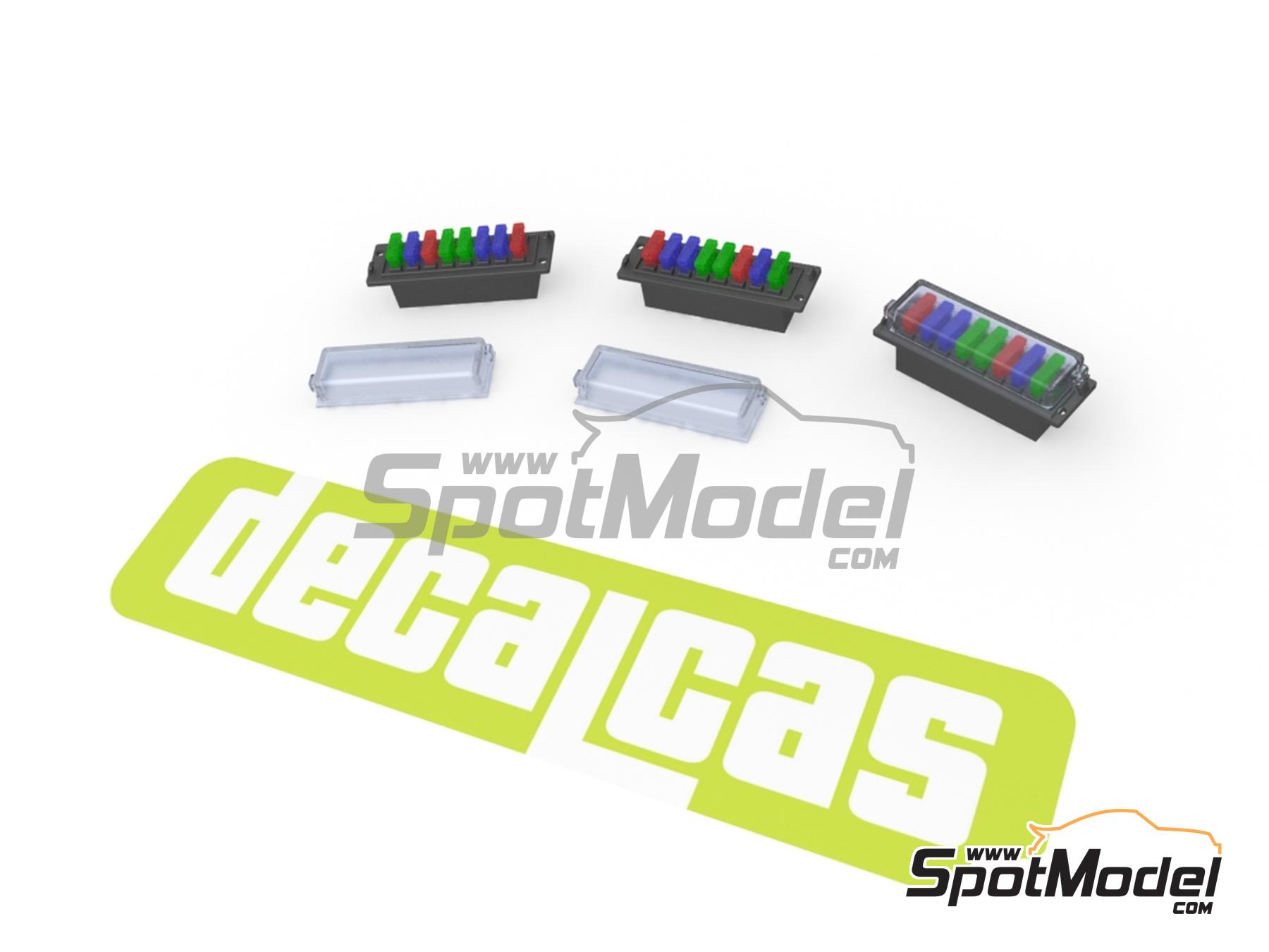 Image 3: Caja porta fusibles de 8 vias con fusibles | Detalle en escala&nbsp;1/24 fabricado por Decalcas (ref.&nbsp;DCL-PAR117)