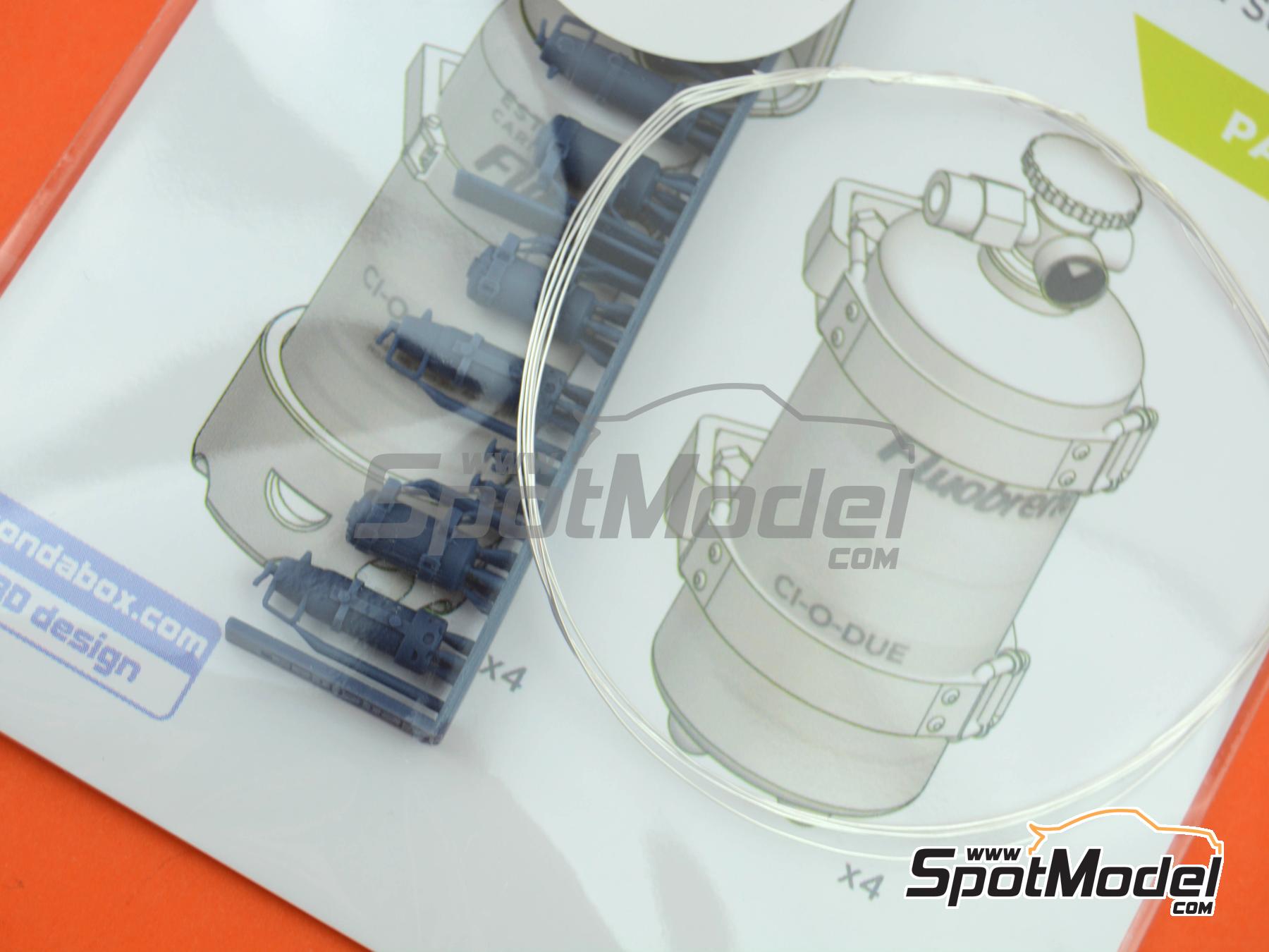 Image 14: Extintor Ci-O-Due para Lancia Stratos | Extintor en escala&nbsp;1/24 fabricado por Decalcas (ref.&nbsp;DCL-PAR125)