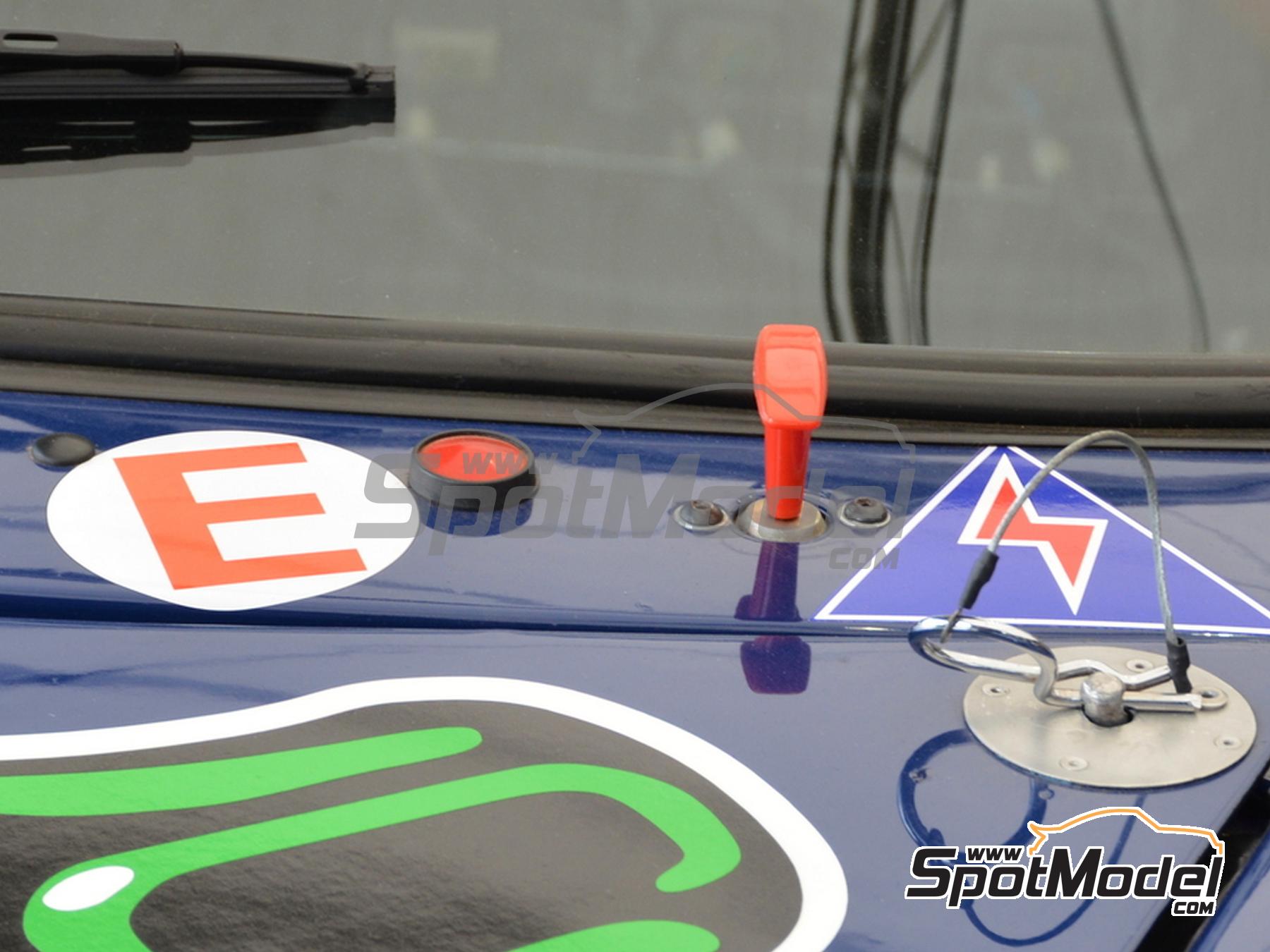 Image 13: Pulsador de emergencia - Tipo 4 | Detalle en escala&nbsp;1/24 fabricado por Decalcas (ref.&nbsp;DCL-PAR126)