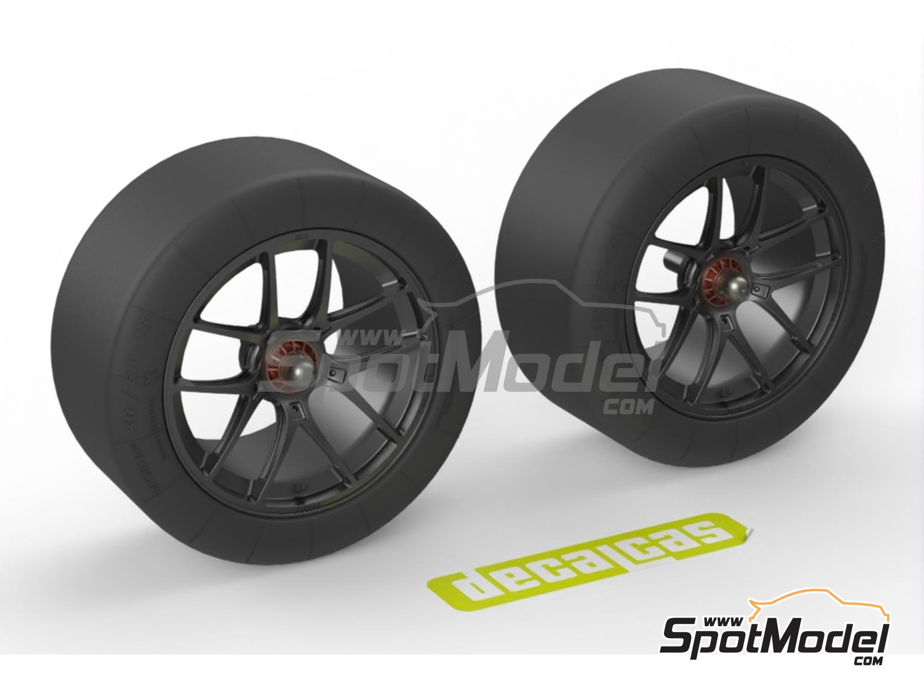 Image 1: Llantas Rimstock con neumáticos para BMW M4 GT3 | Set de llantas y neumáticos en escala 1/24 fabricado por Decalcas (ref. DCL-PAR178)