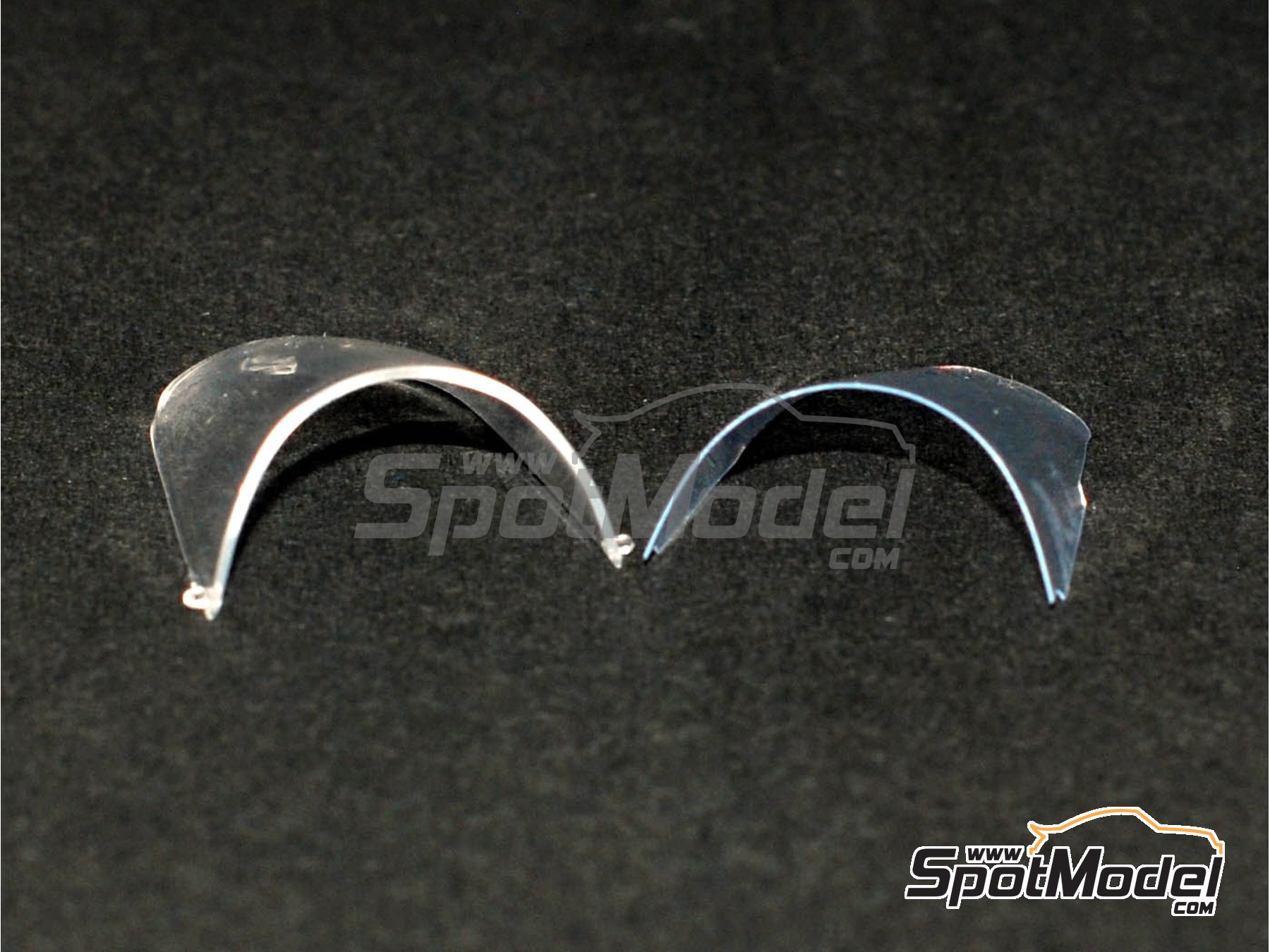 Image 3: Yamaha YZR-M1 | Vacuum formed parts in 1/12 scale manufactured by Decalcas (ref.&nbsp;DCL-VAC003)