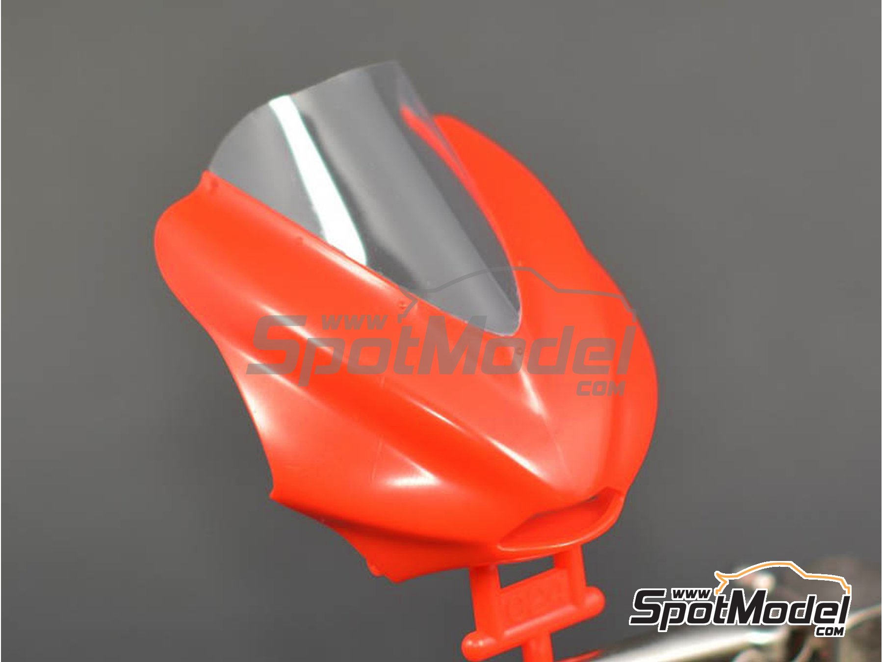 Image 3: Ducati Desmosedici GP4 - Campeonato del Mundo de Motociclismo 2003 | Vacuformado en escala 1/12 fabricado por Decalcas (ref. DCL-VAC006)