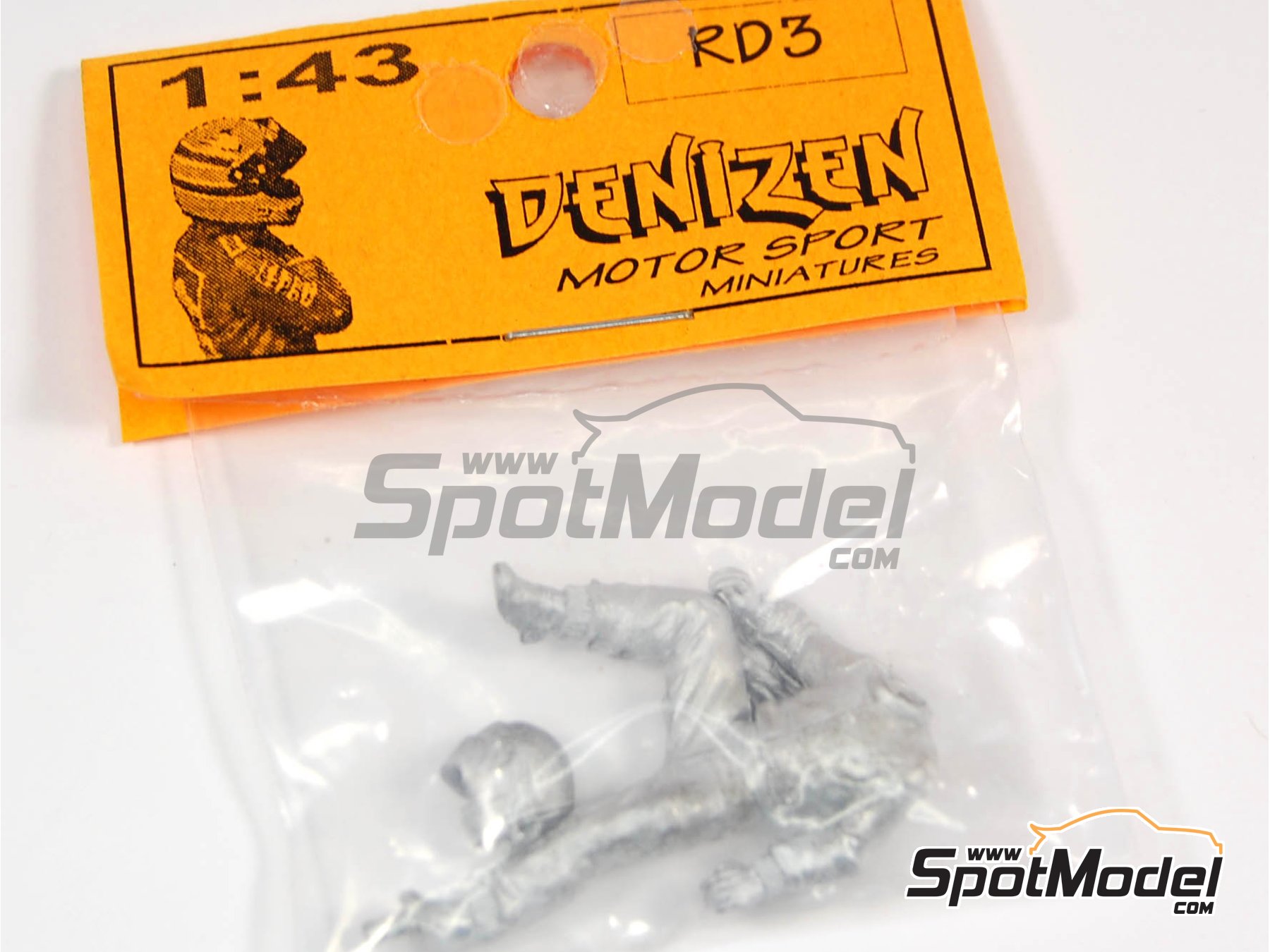 Image 1: F1 racing driver going inside the car | Figure in 1/43 scale manufactured by Denizen (ref.&nbsp;RD003)