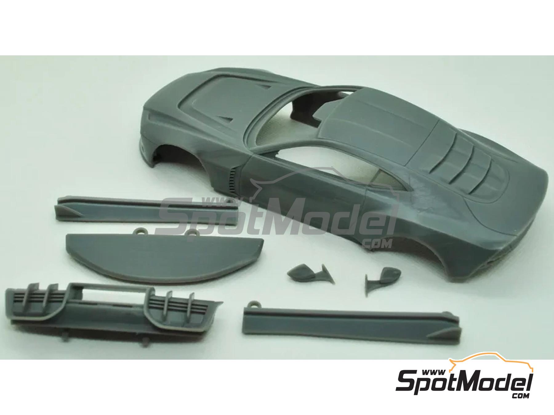 Image 2: Aston Martin Valour -  2024 | Car scale model kit in 1/24 scale manufactured by DiOlex Production (ref.&nbsp;DP24028)