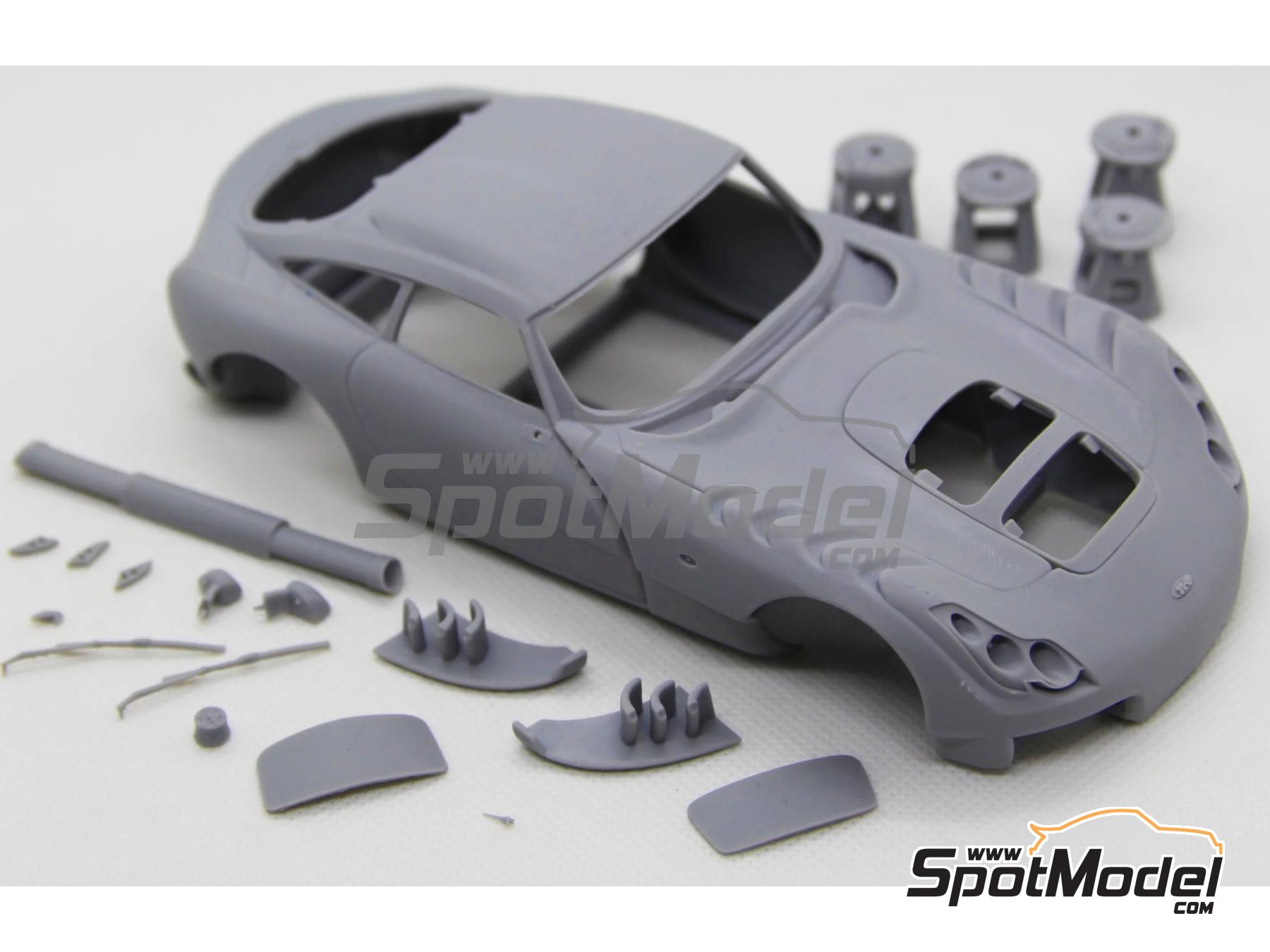 Image 1: TVR Sagaris -  2006 | Maqueta de coche en escala&nbsp;1/24 fabricado por DiOlex Production (ref.&nbsp;DP24175)