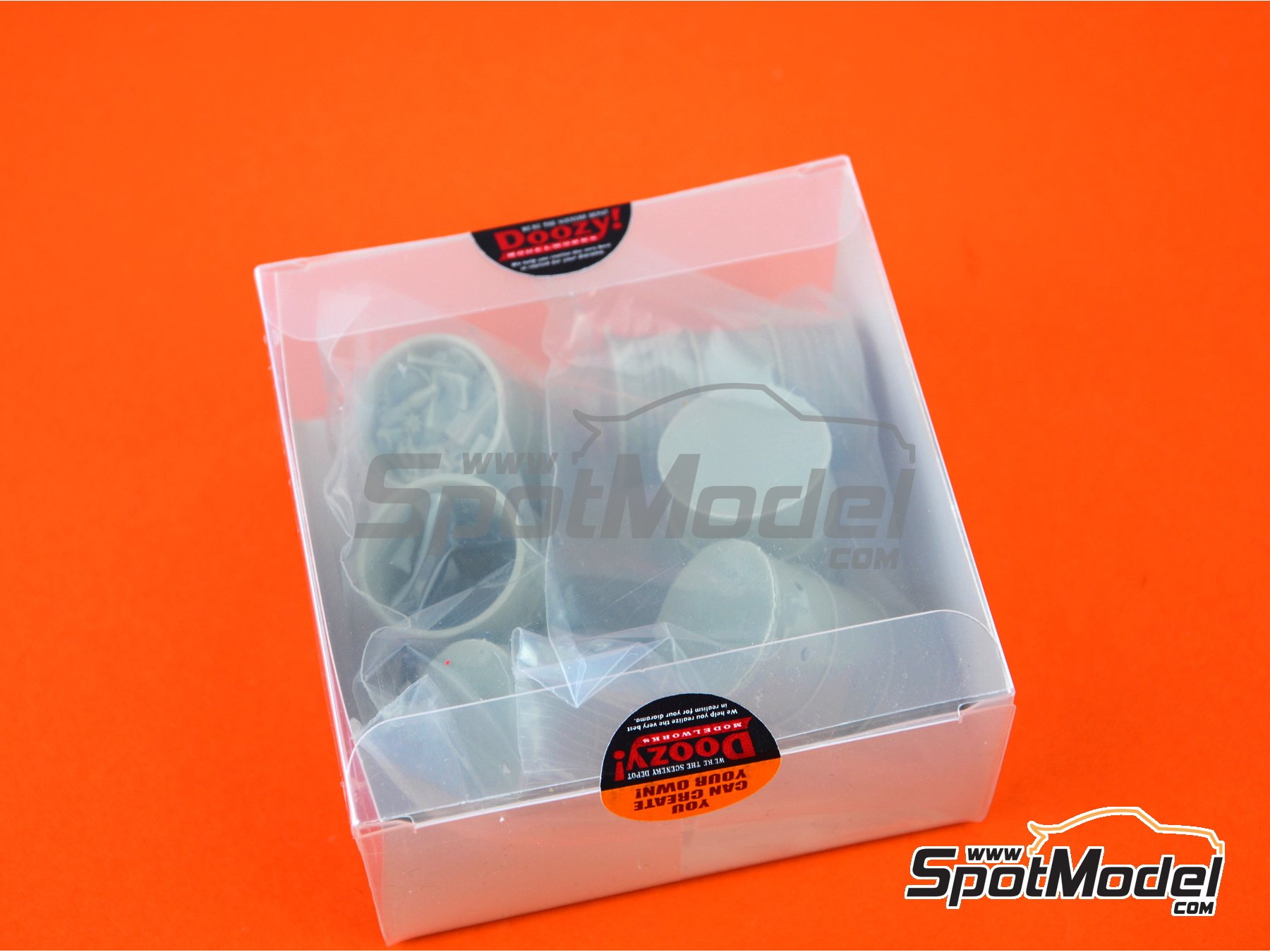 Image 2: Drum can set | Model kit in 1/24 scale manufactured by Doozy Modelworks (ref.&nbsp;DZ004)