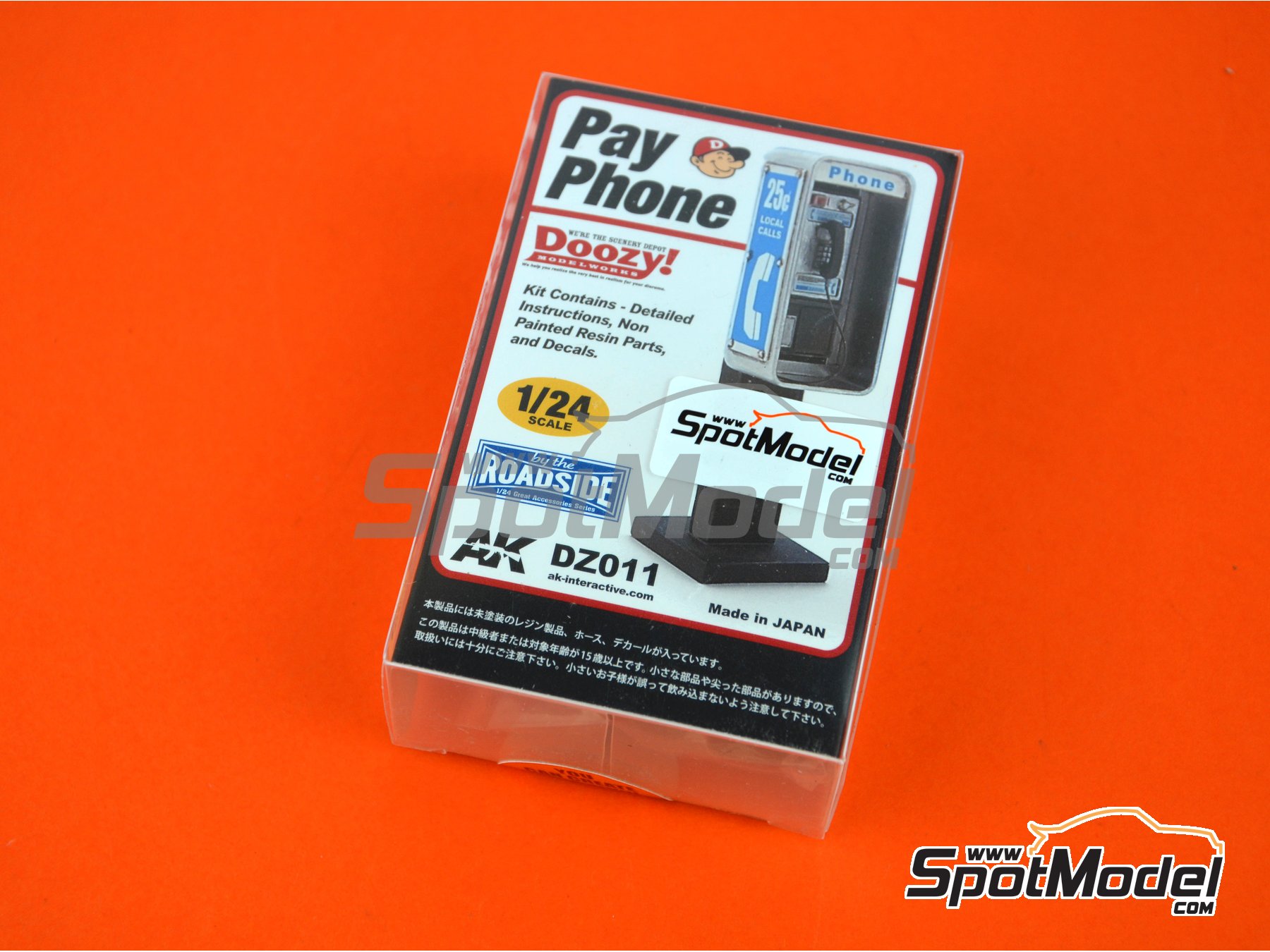 Image 1: Pay phone | Model kit in 1/24 scale manufactured by Doozy Modelworks (ref.&nbsp;DZ011)