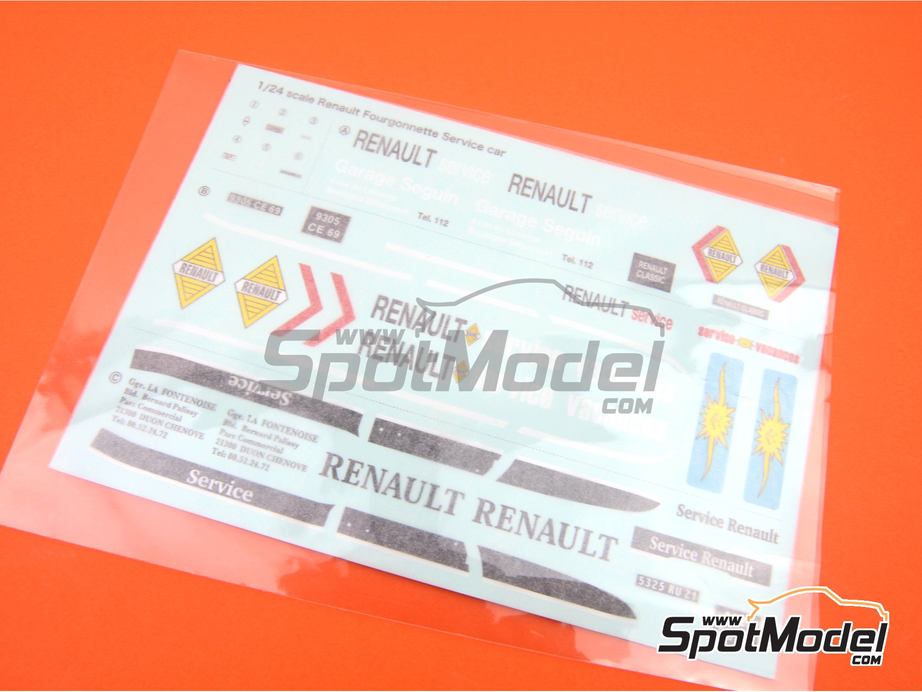 Image 14: Renault 4 Fourgonnette | Car scale model kit in 1/24 scale manufactured by Ebbro (ref.&nbsp;EBR25012, also 4526175250126 and 25012)