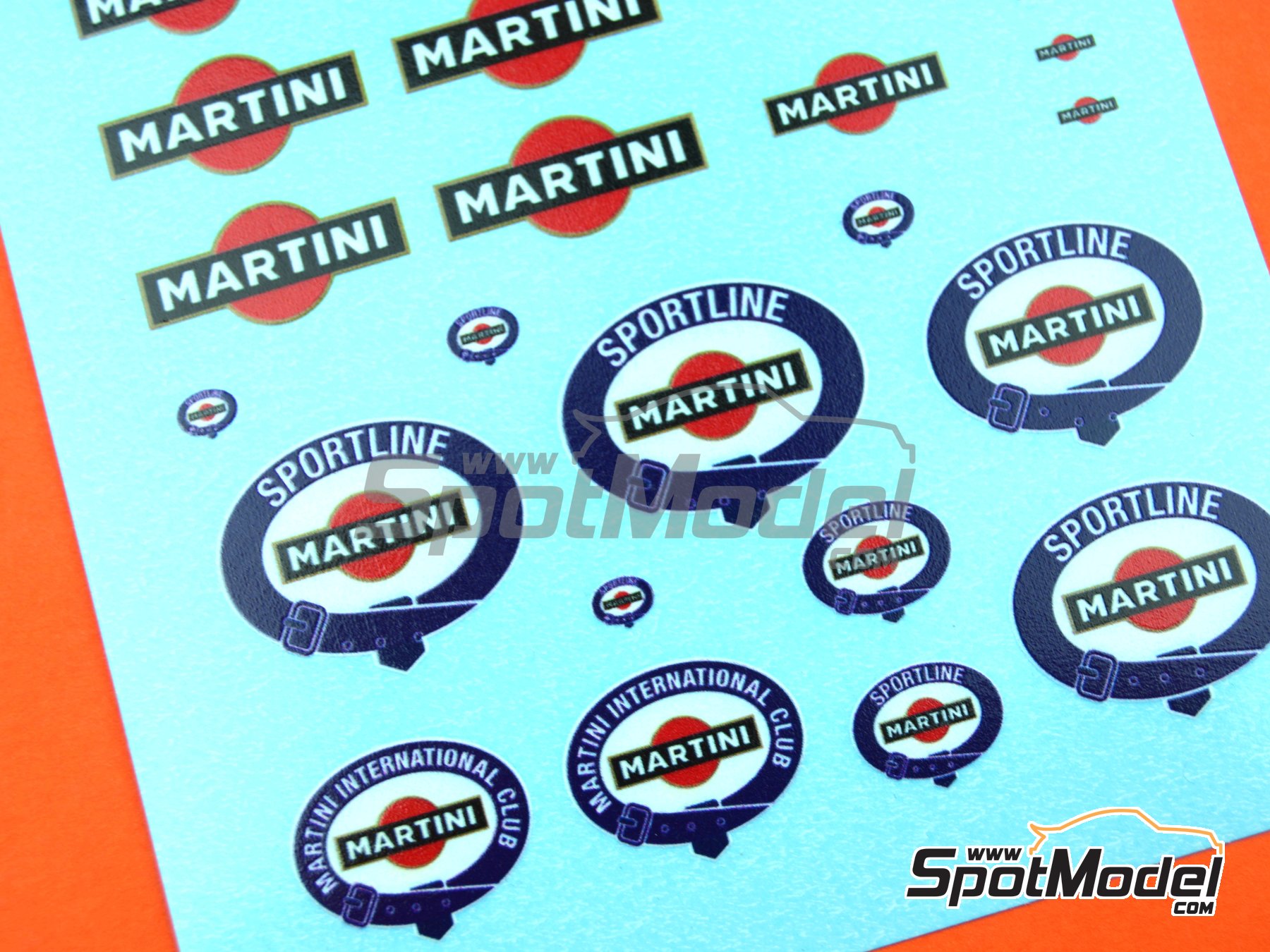 Image 4: Martini | Logotypes in 1/24 scale manufactured by El Torito (ref.&nbsp;ELTORITO014)