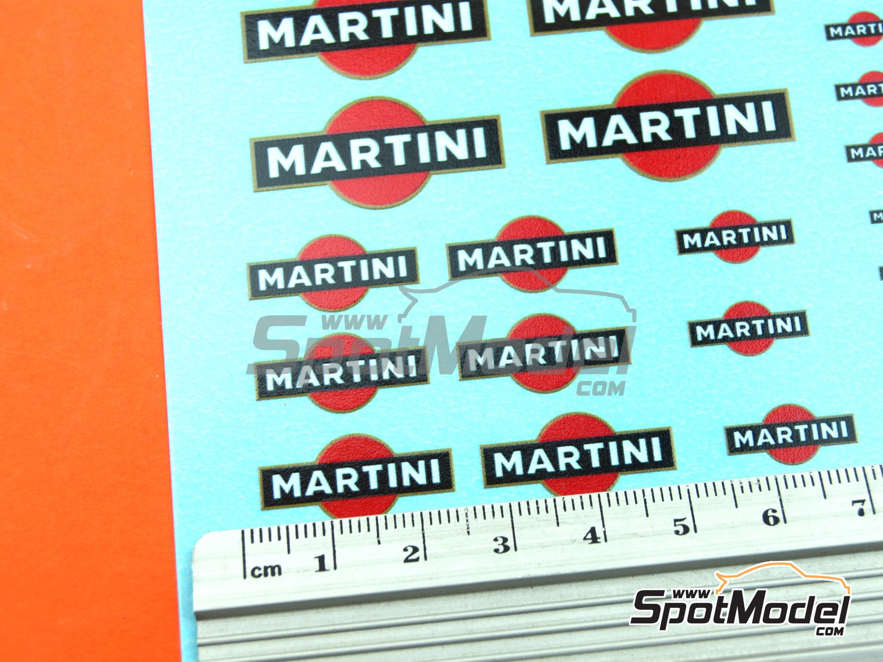 Image 6: Martini | Logotypes in 1/24 scale manufactured by El Torito (ref.&nbsp;ELTORITO014)