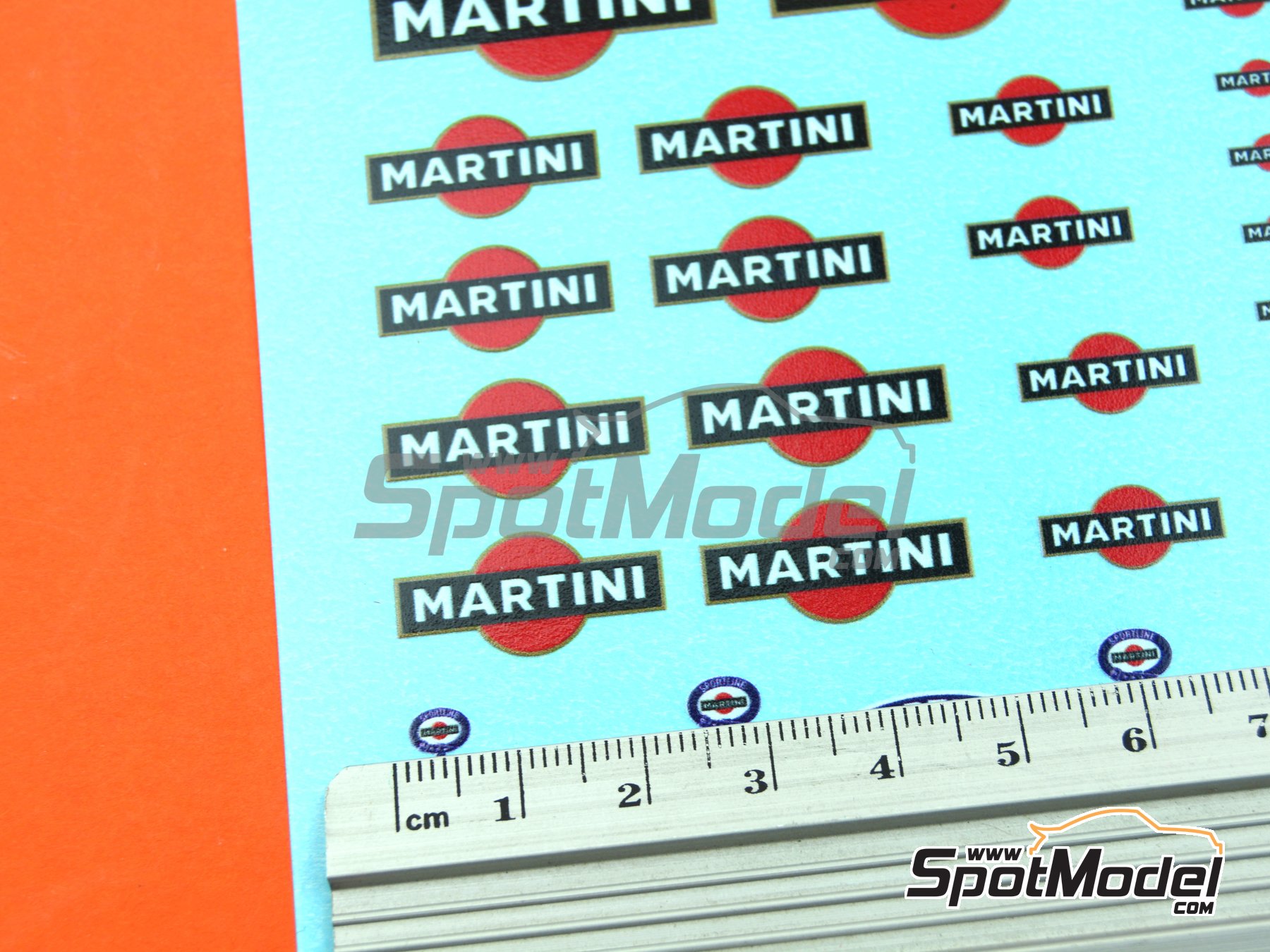 Image 7: Martini | Logotypes in 1/24 scale manufactured by El Torito (ref.&nbsp;ELTORITO014)