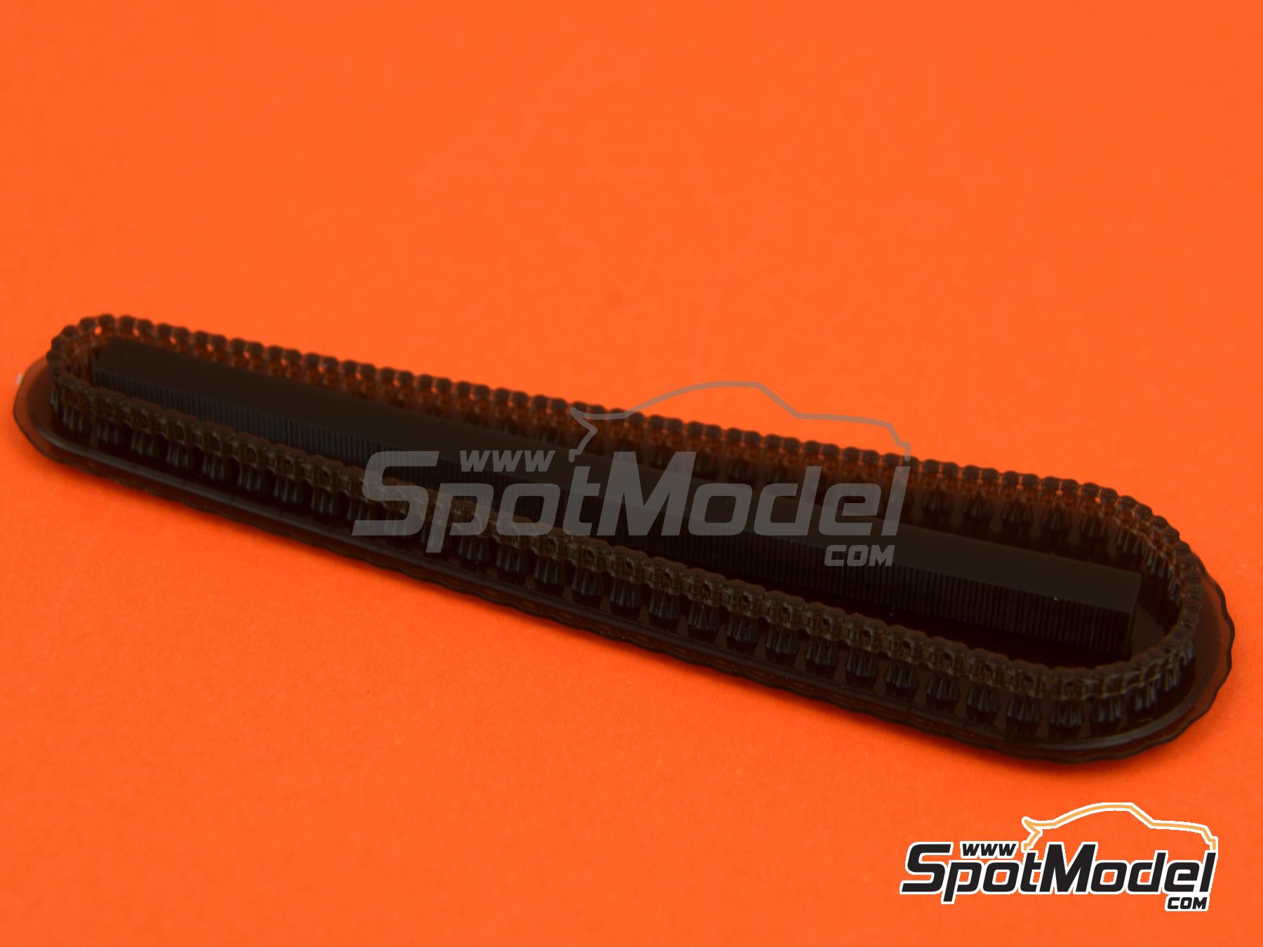 Image 6: Honda RC213V | Chain set in 1/12 scale manufactured by Falcon Scale Models (ref.&nbsp;FSM-P005)